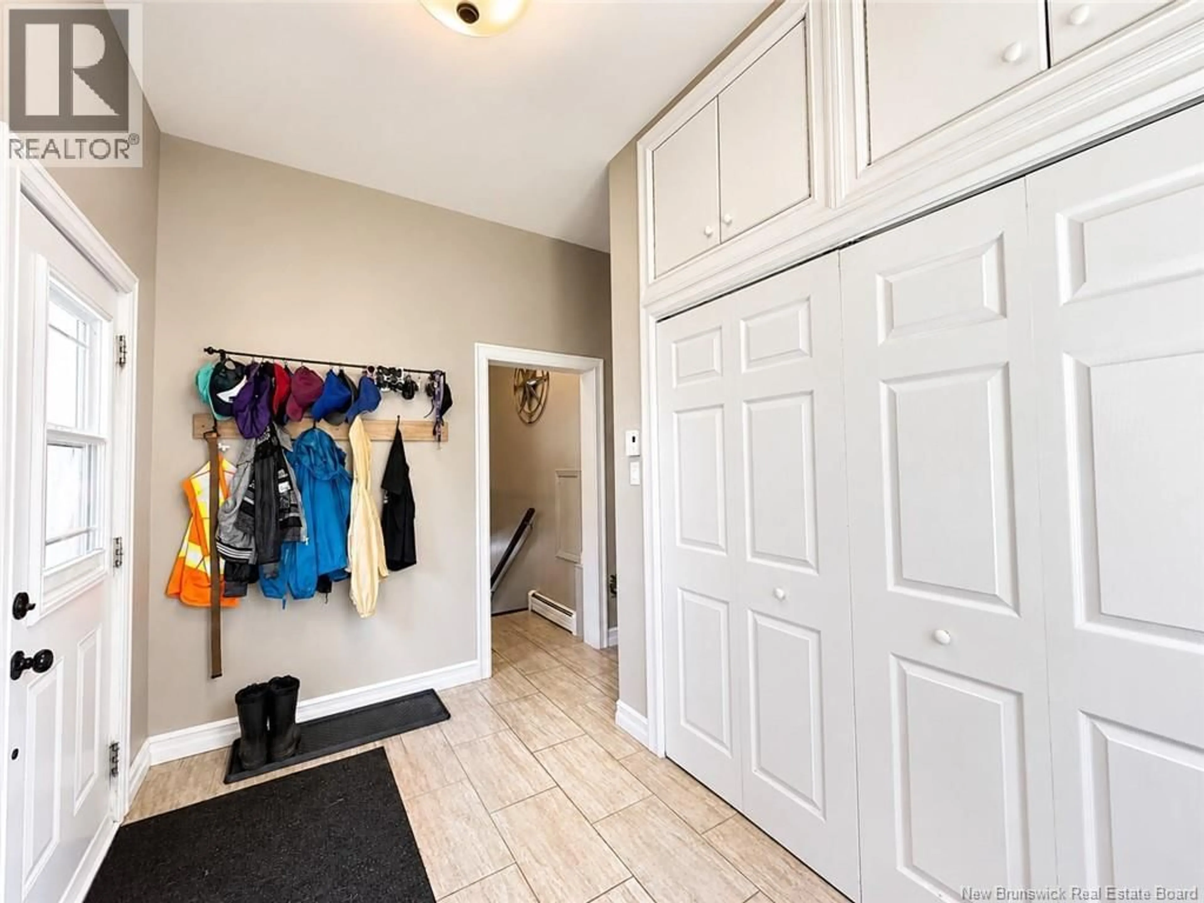 Indoor entryway for 1017 CENTENNIAL STREET, Bathurst New Brunswick E2A2W6