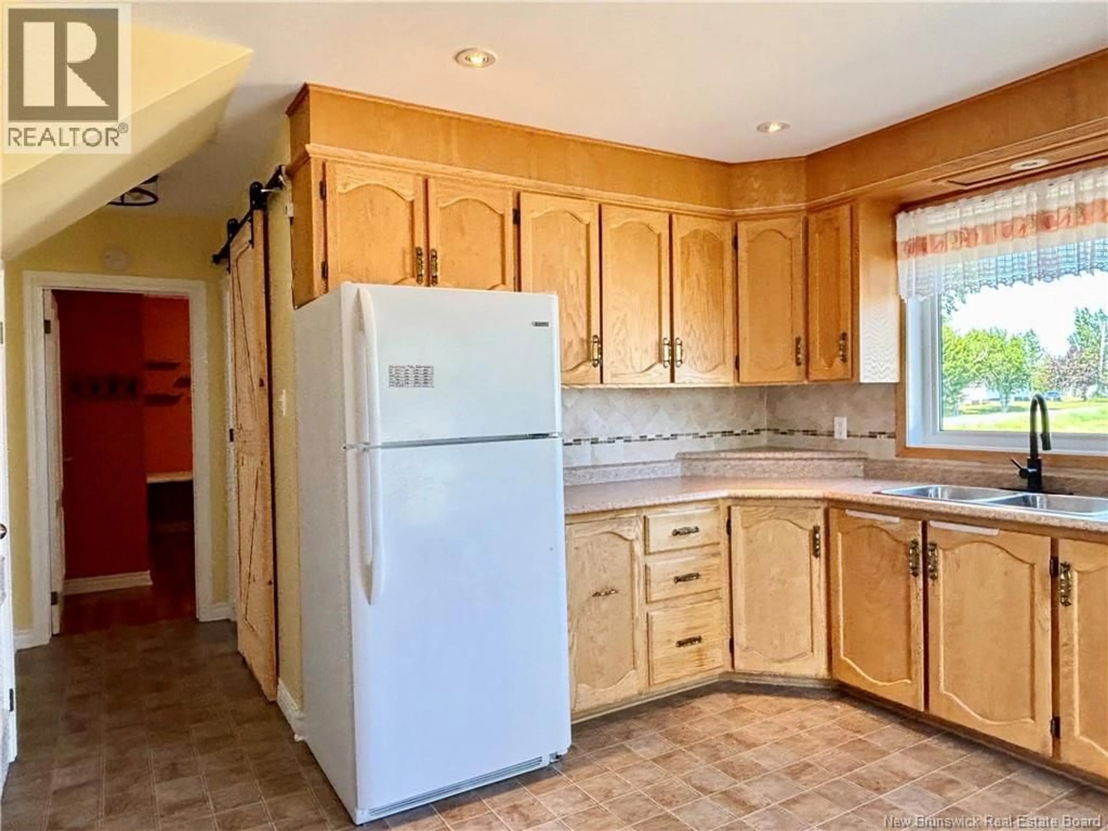 Standard kitchen, unknown for 853 ROUTE 113, Inkerman New Brunswick E8P1E6