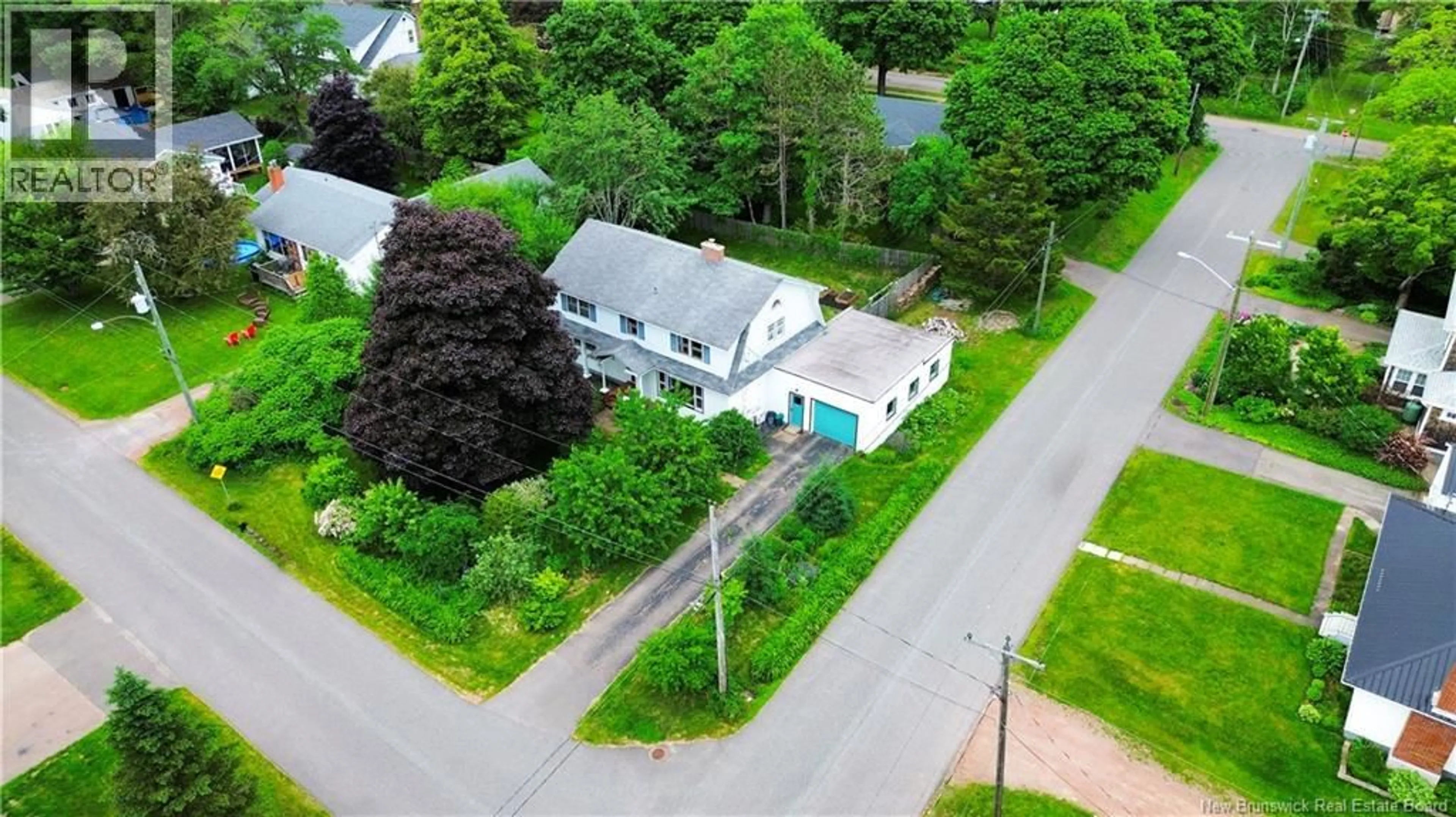 A pic from outside/outdoor area/front of a property/back of a property/a pic from drone, street for 1 BENNETT STREET, Sackville New Brunswick E4L3M5