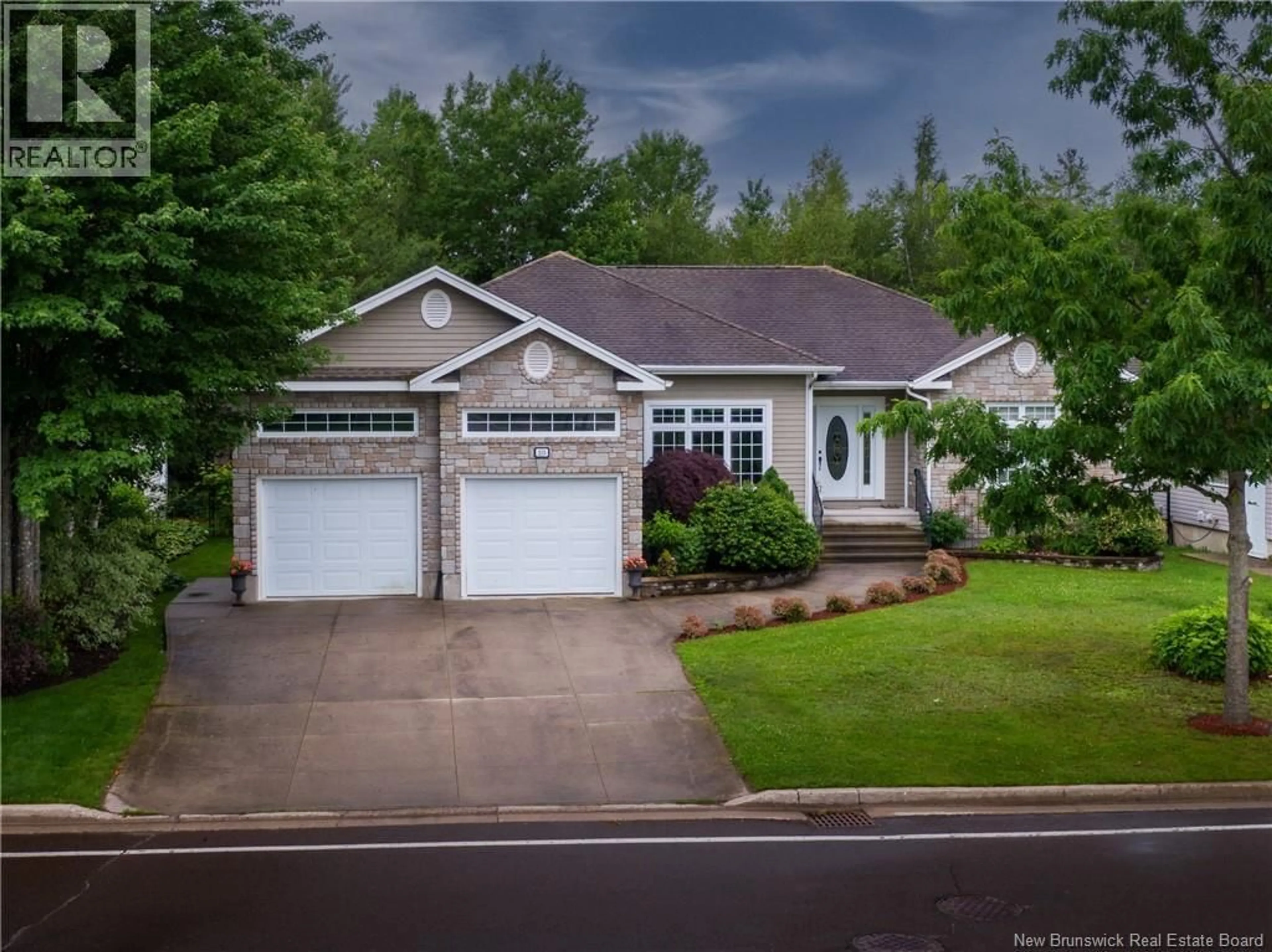 Home with vinyl exterior material, street for 235 SUMMERHILL ROW, Fredericton New Brunswick E3A0C5