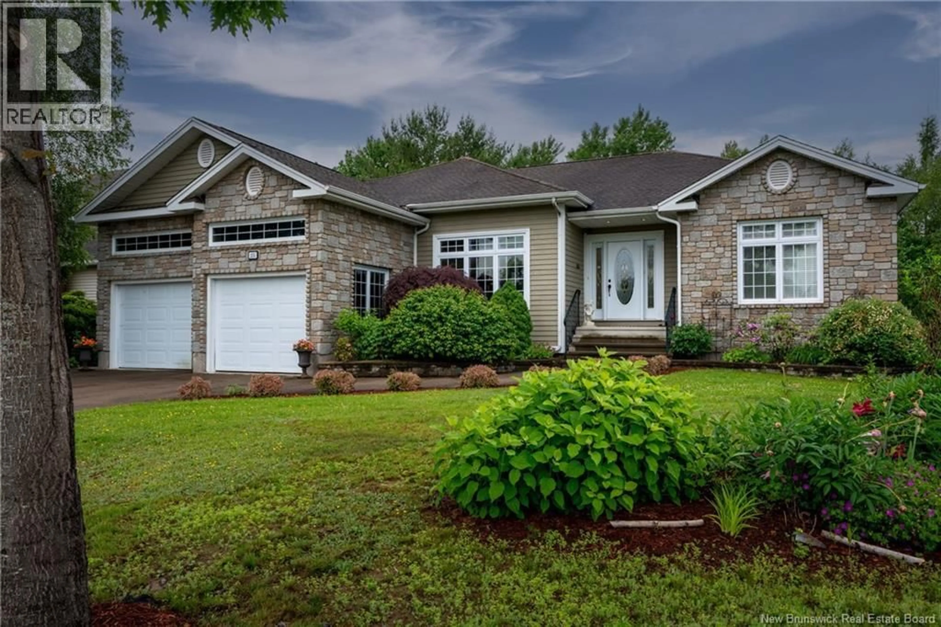 Home with vinyl exterior material, street for 235 SUMMERHILL ROW, Fredericton New Brunswick E3A0C5