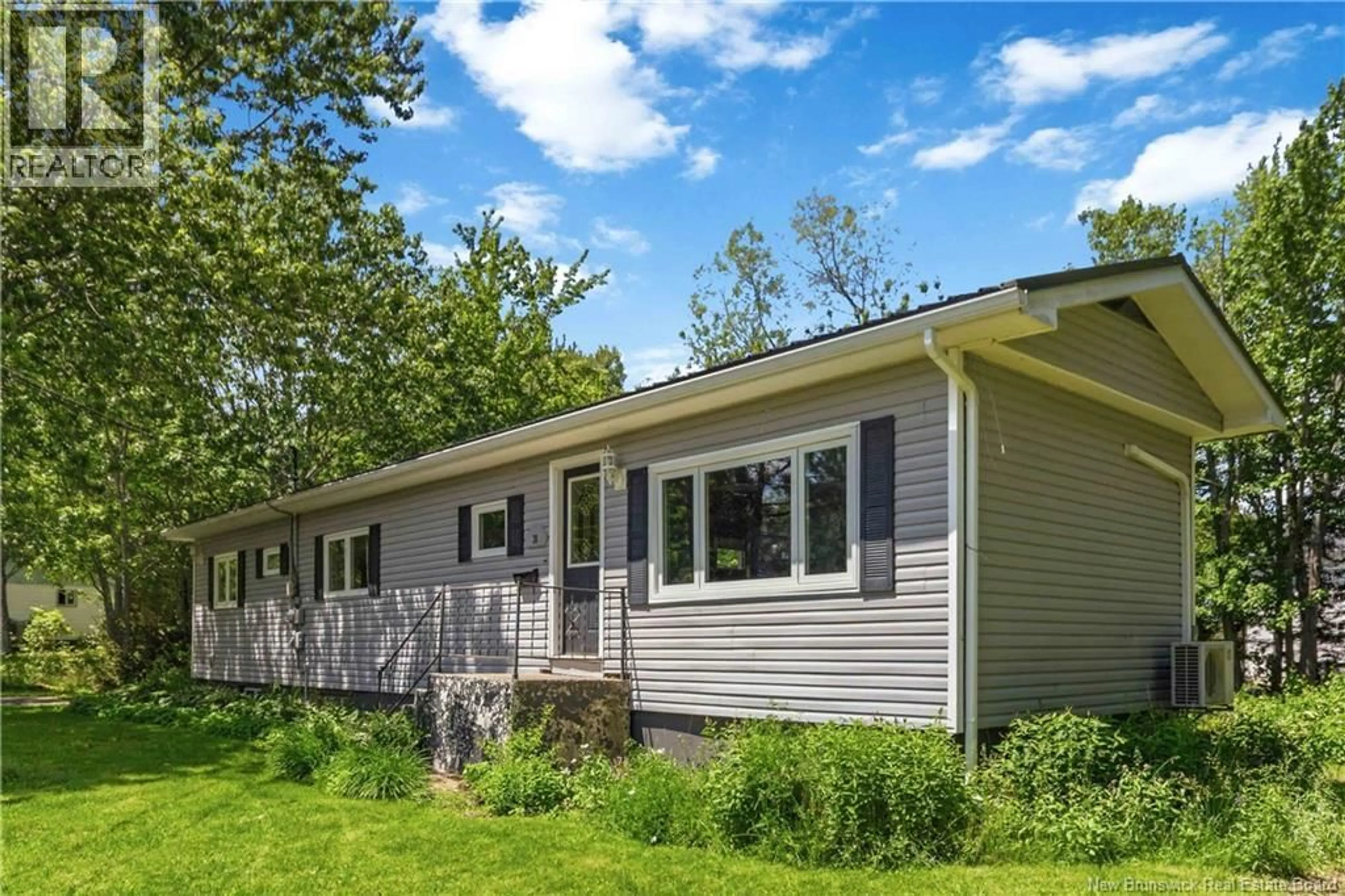 Home with vinyl exterior material, unknown for 38 KIERSTEAD STREET, Lower Coverdale New Brunswick E1J1G7