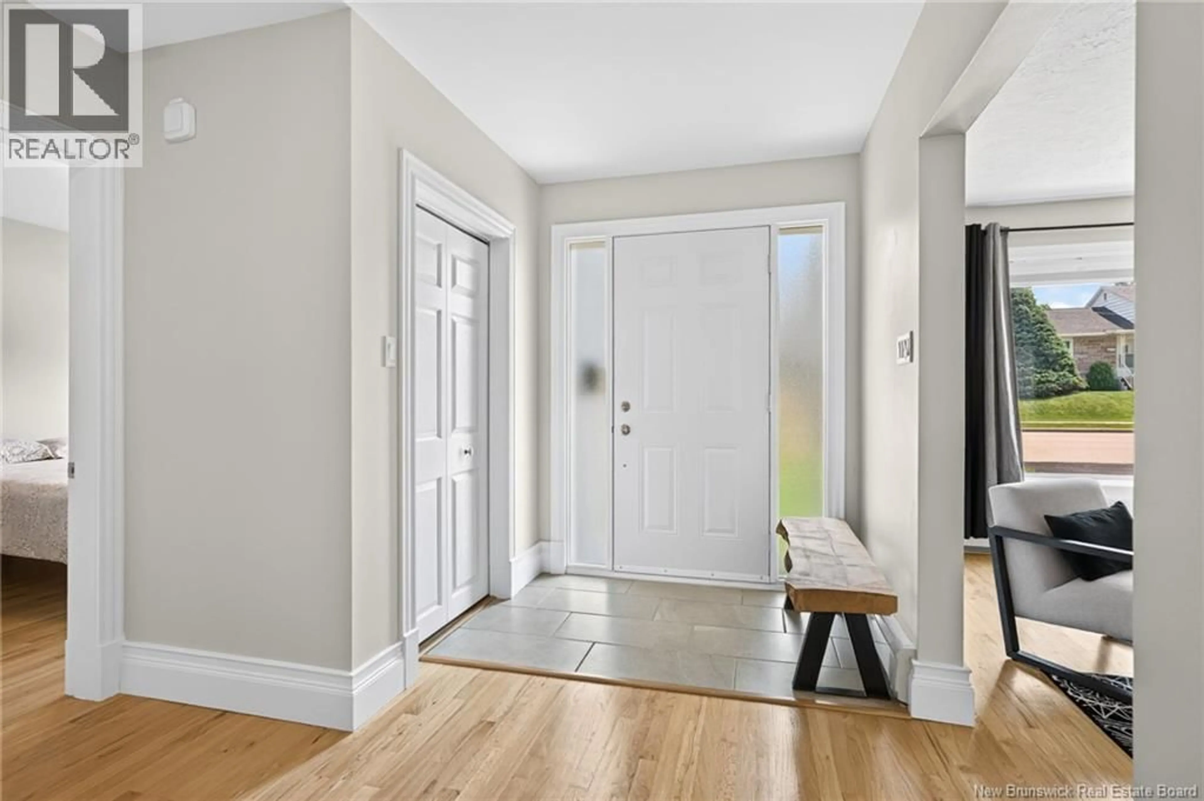 Indoor entryway for 31 ALEXANDER AVENUE, Moncton New Brunswick E1E1T3