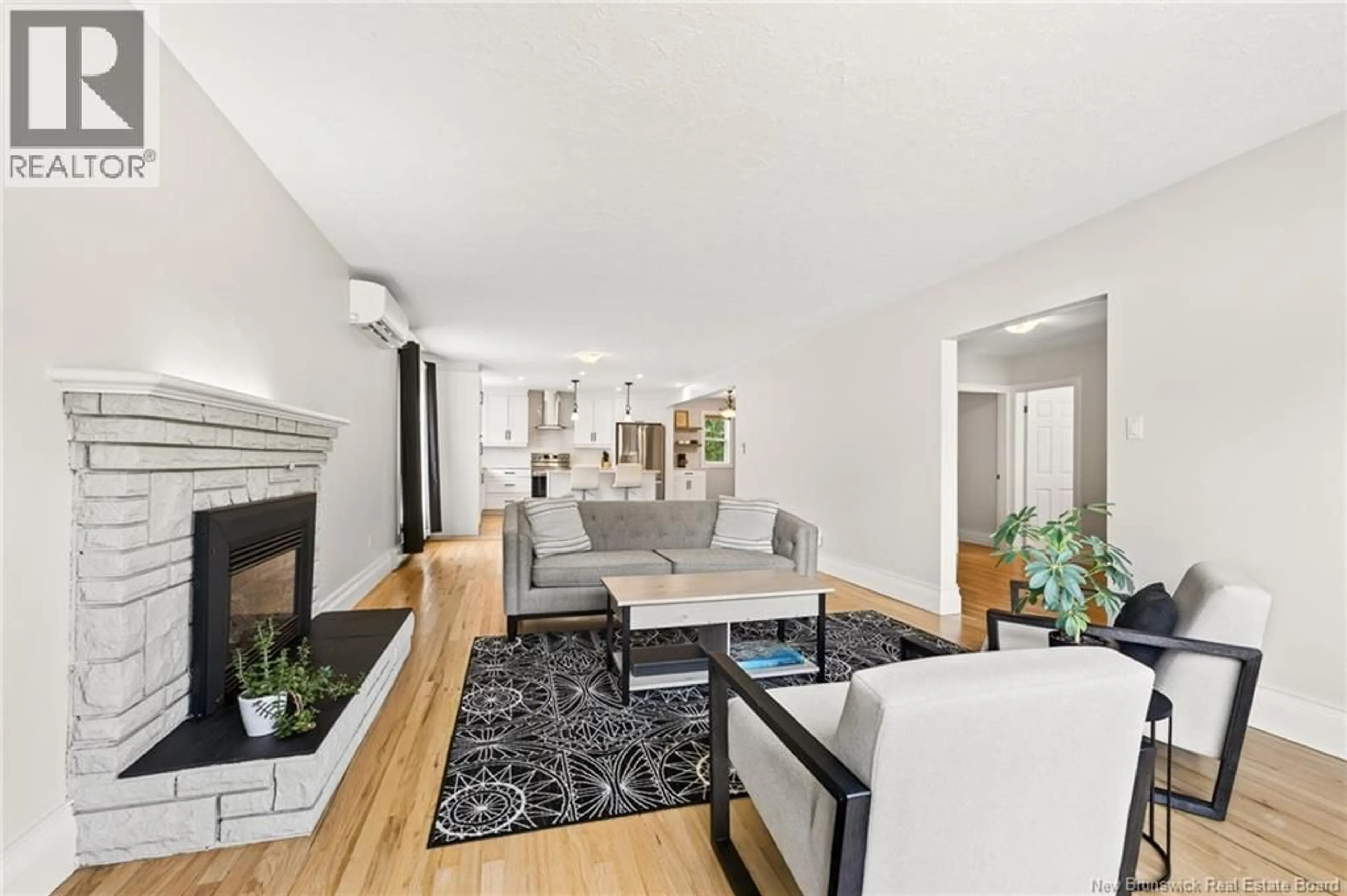 Living room with furniture, unknown for 31 ALEXANDER AVENUE, Moncton New Brunswick E1E1T3