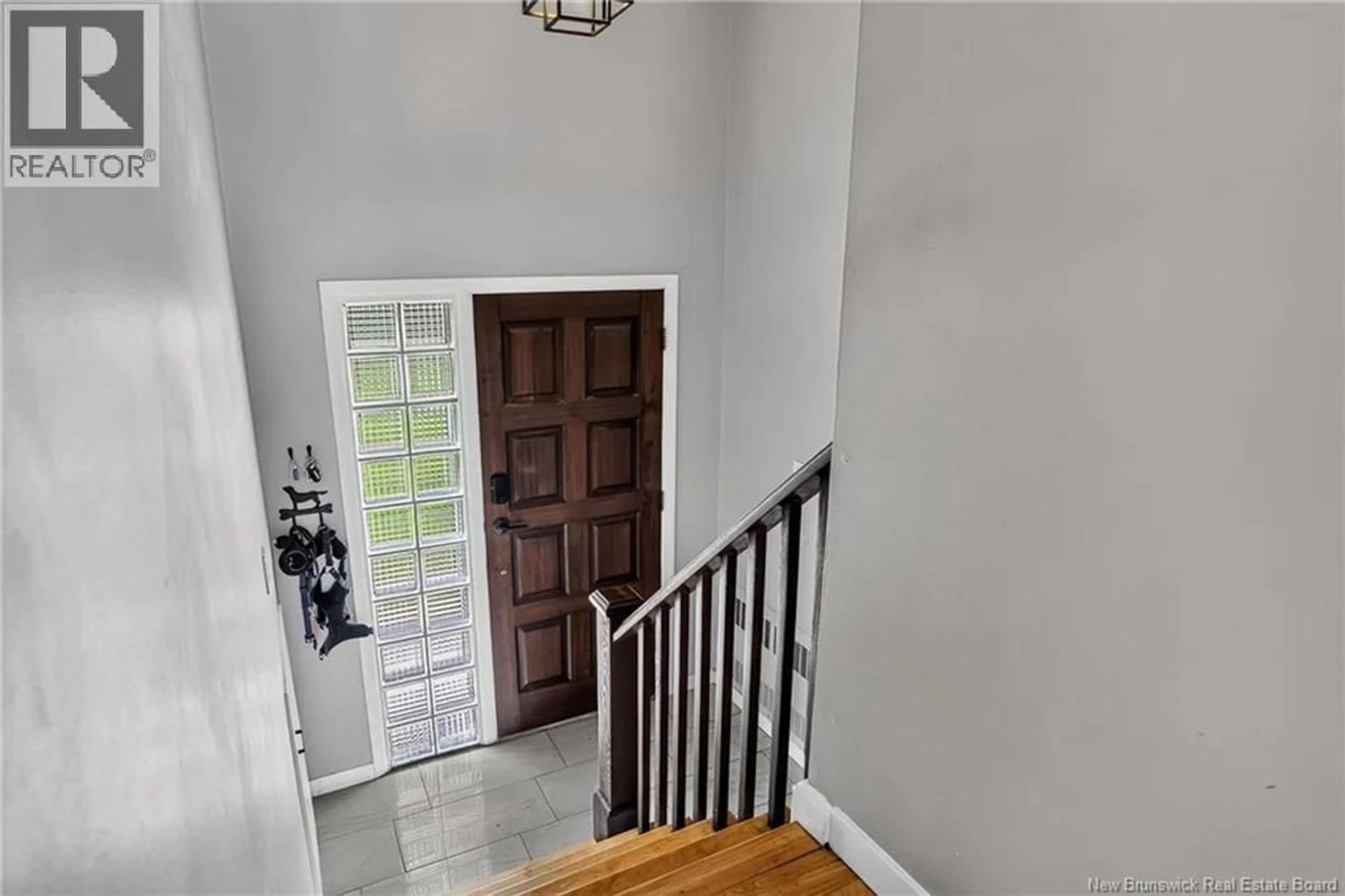 Indoor entryway for 47 MORLEY CRESCENT, Saint John New Brunswick E2J2X5