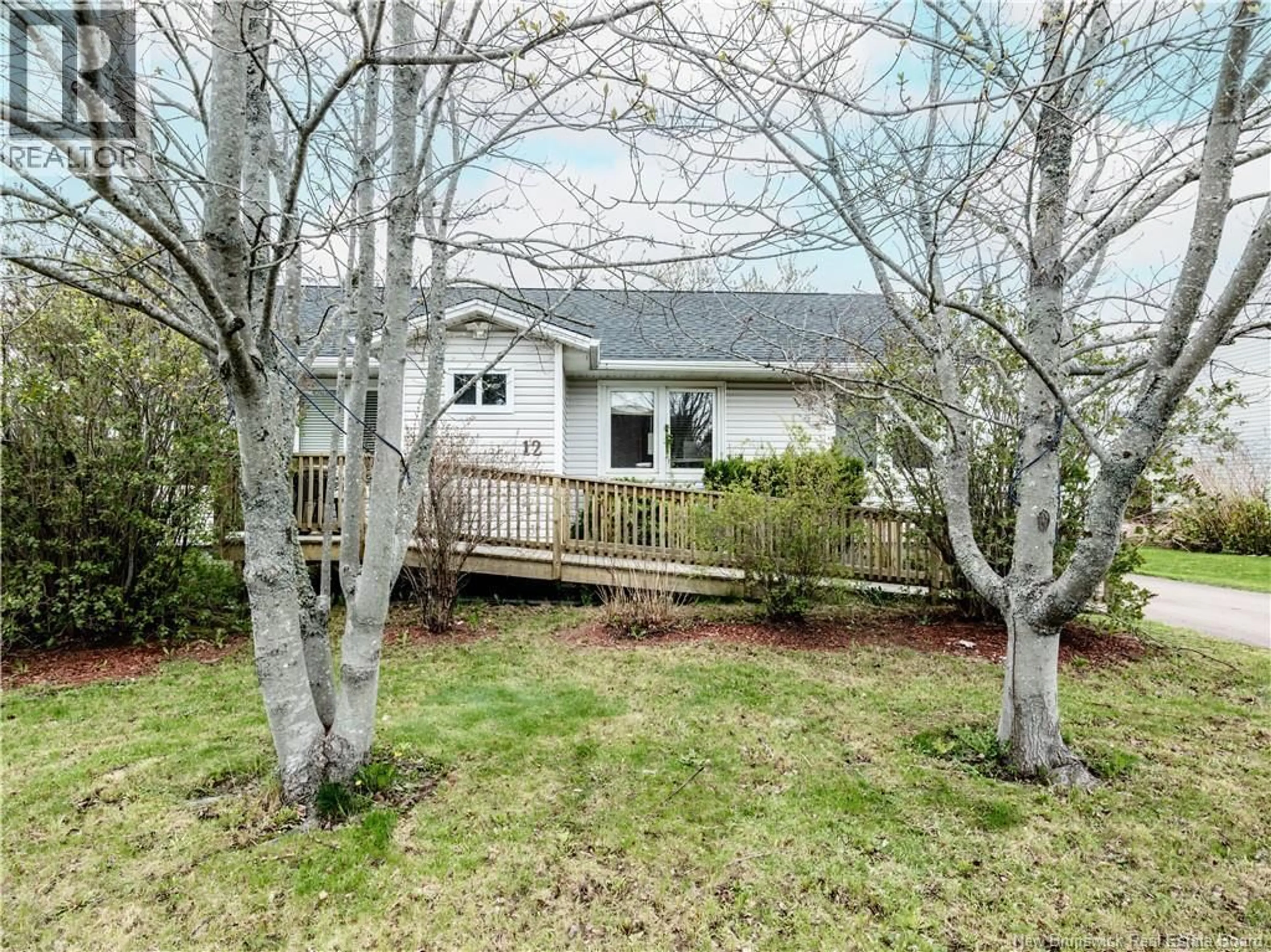 A pic from outside/outdoor area/front of a property/back of a property/a pic from drone, unknown for 12 KILBURN, Moncton New Brunswick E1A3N6