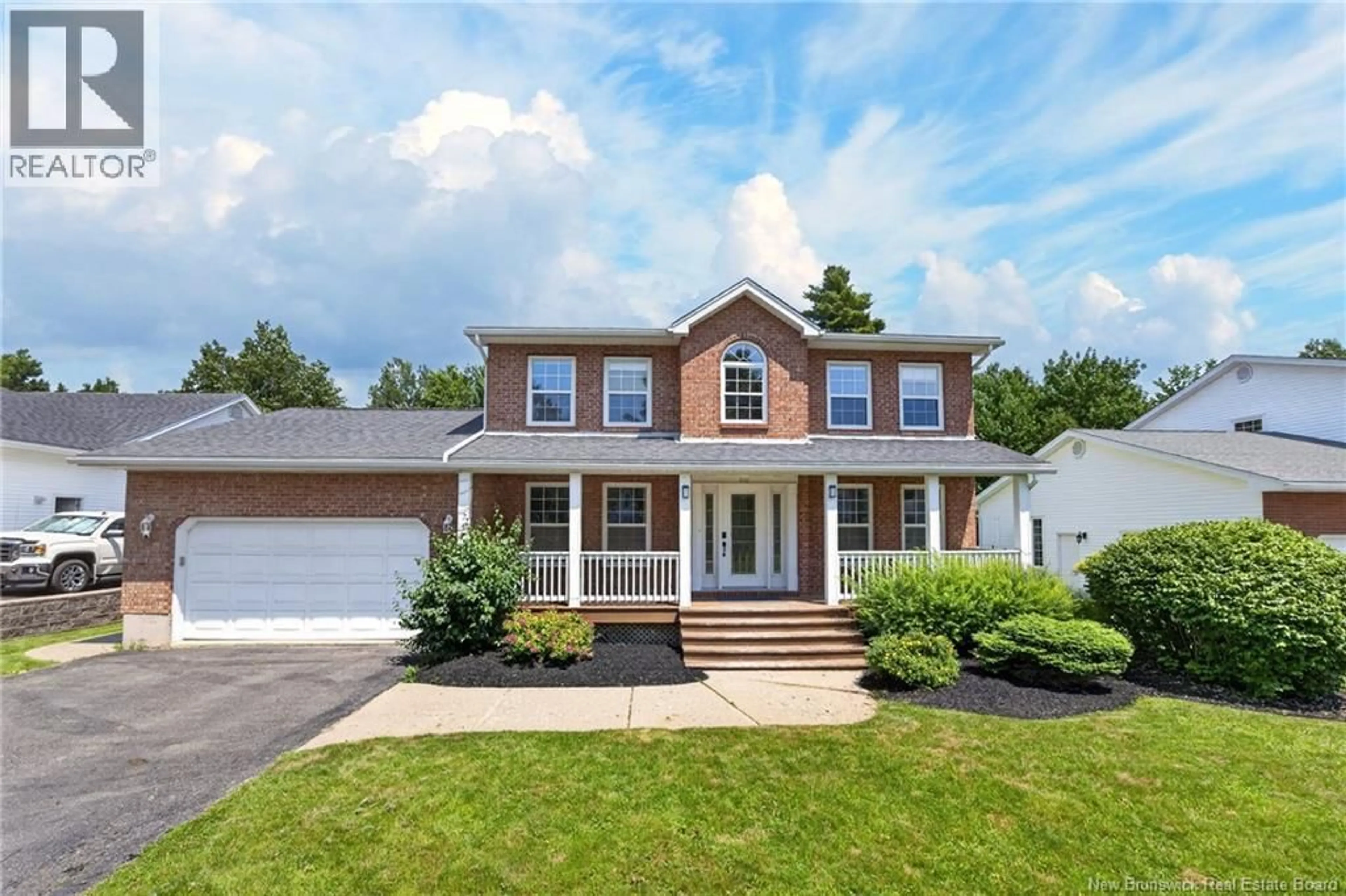 Home with vinyl exterior material, street for 600 DOUGLAS AVENUE, Nashwaaksis New Brunswick E3A5T1