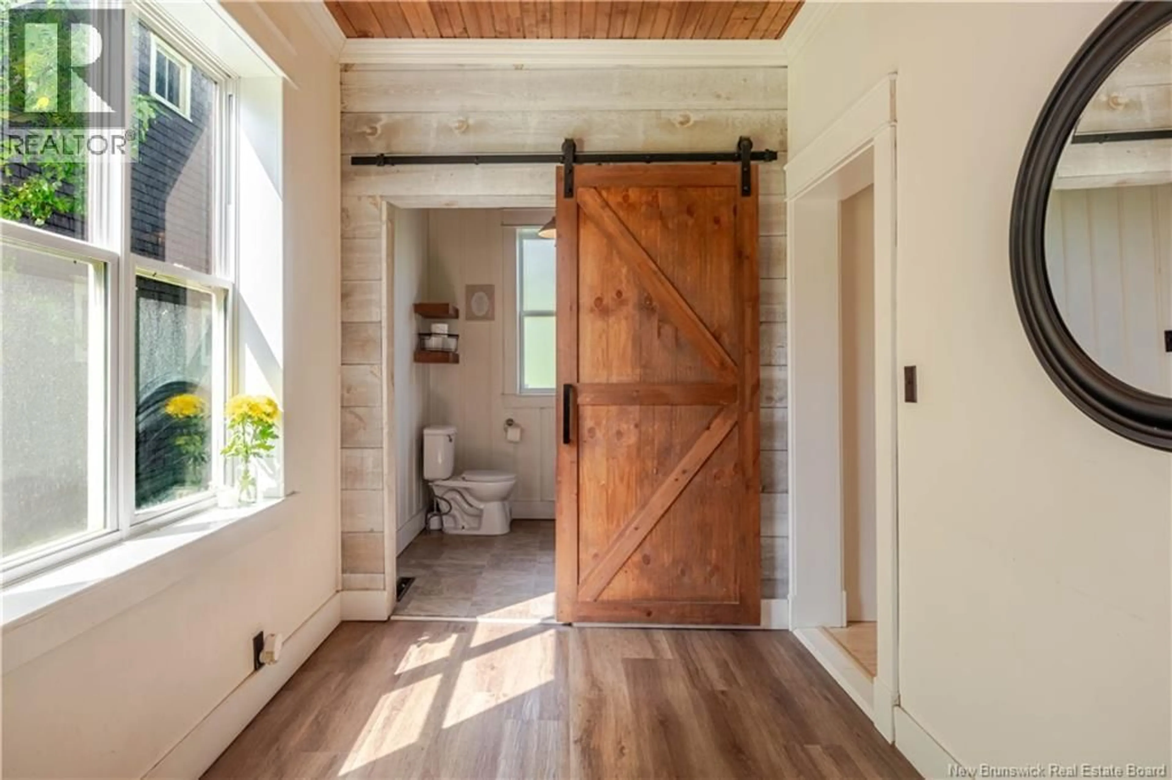 Indoor entryway for 2 CENTRAL STREET, Doaktown New Brunswick E9C1E6