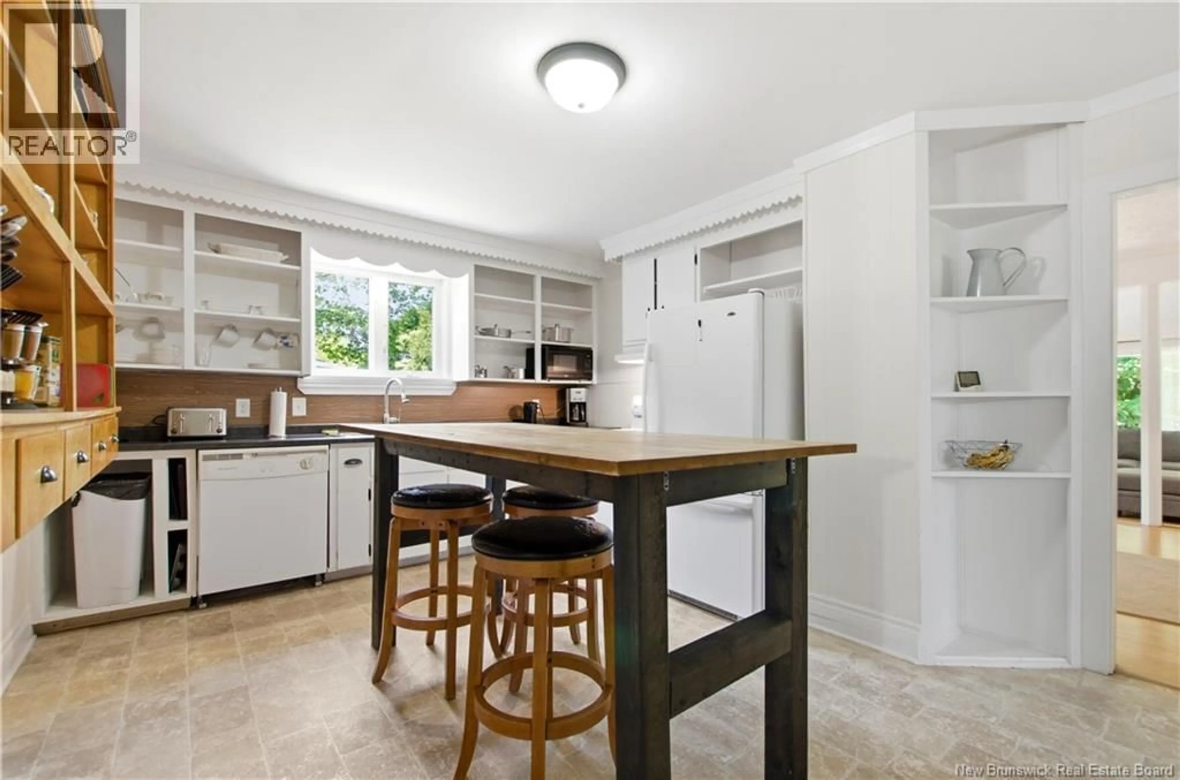 Open concept kitchen, unknown for 18 PLEASANT AVE, Stanley New Brunswick E6B2K3