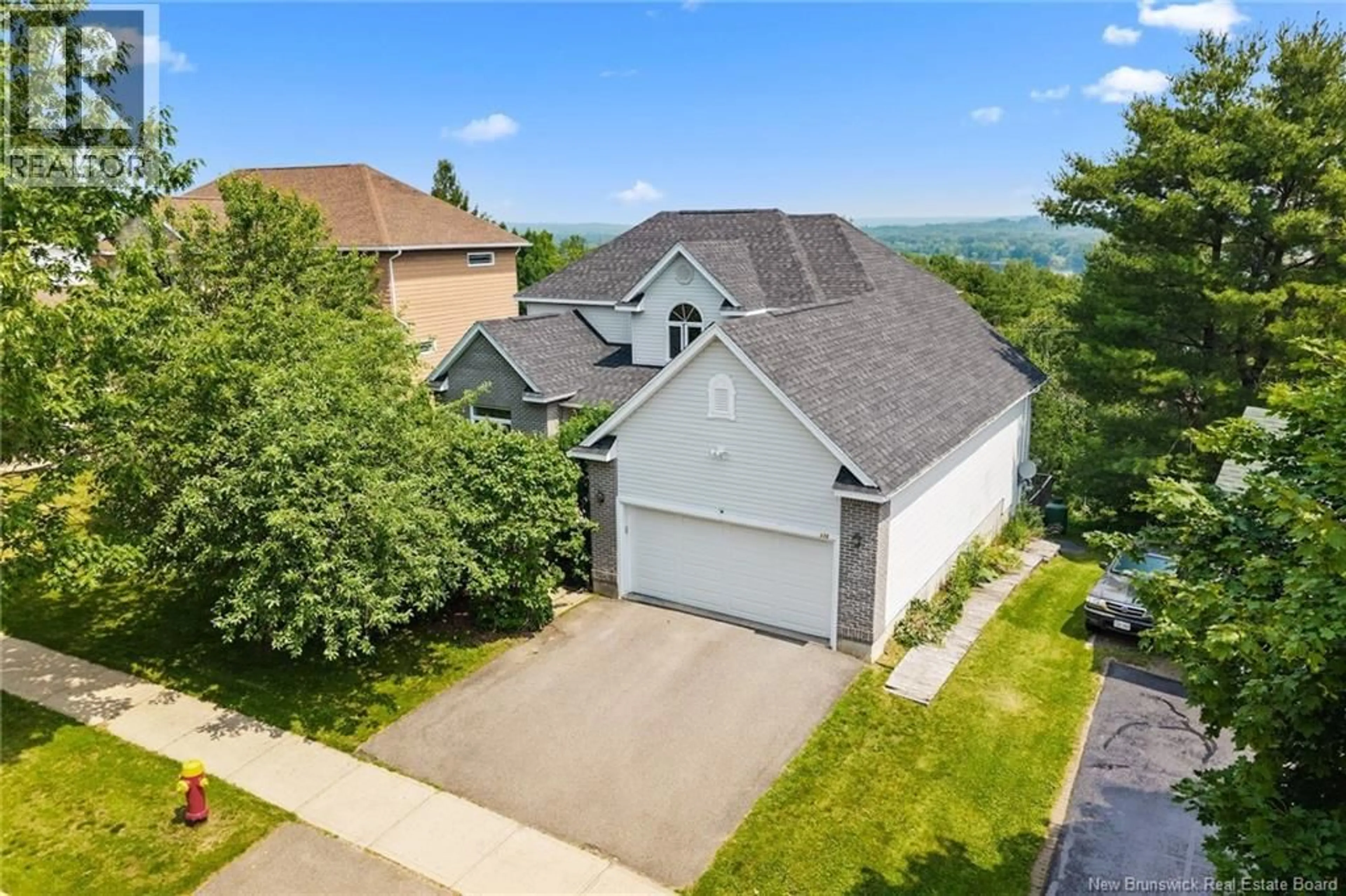 A pic from outside/outdoor area/front of a property/back of a property/a pic from drone, mountain view for 178 HEARNE STREET, Fredericton New Brunswick E3B6M3