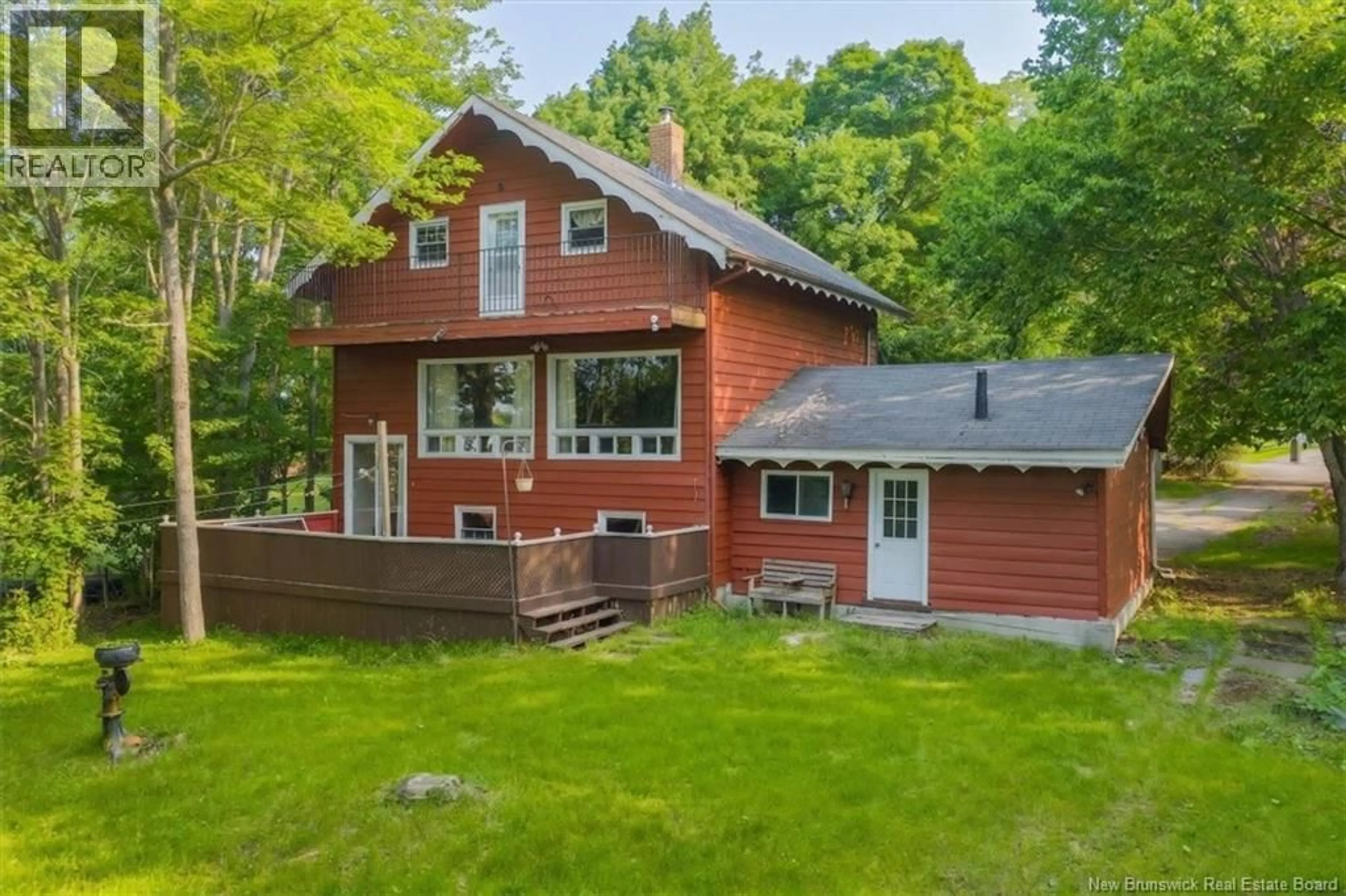 A pic from outside/outdoor area/front of a property/back of a property/a pic from drone, unknown for 38 MAPLE GROVE COURT, Quispamsis New Brunswick E2E3S1