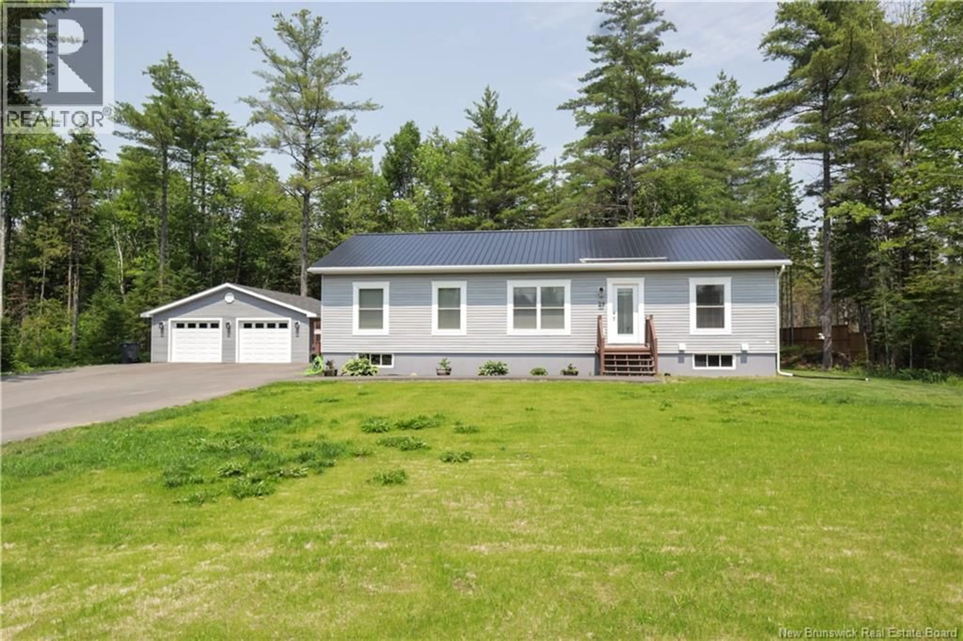 Home with vinyl exterior material, street for 29 NEWFOUND LANE, Rusagonis New Brunswick E3B0X1