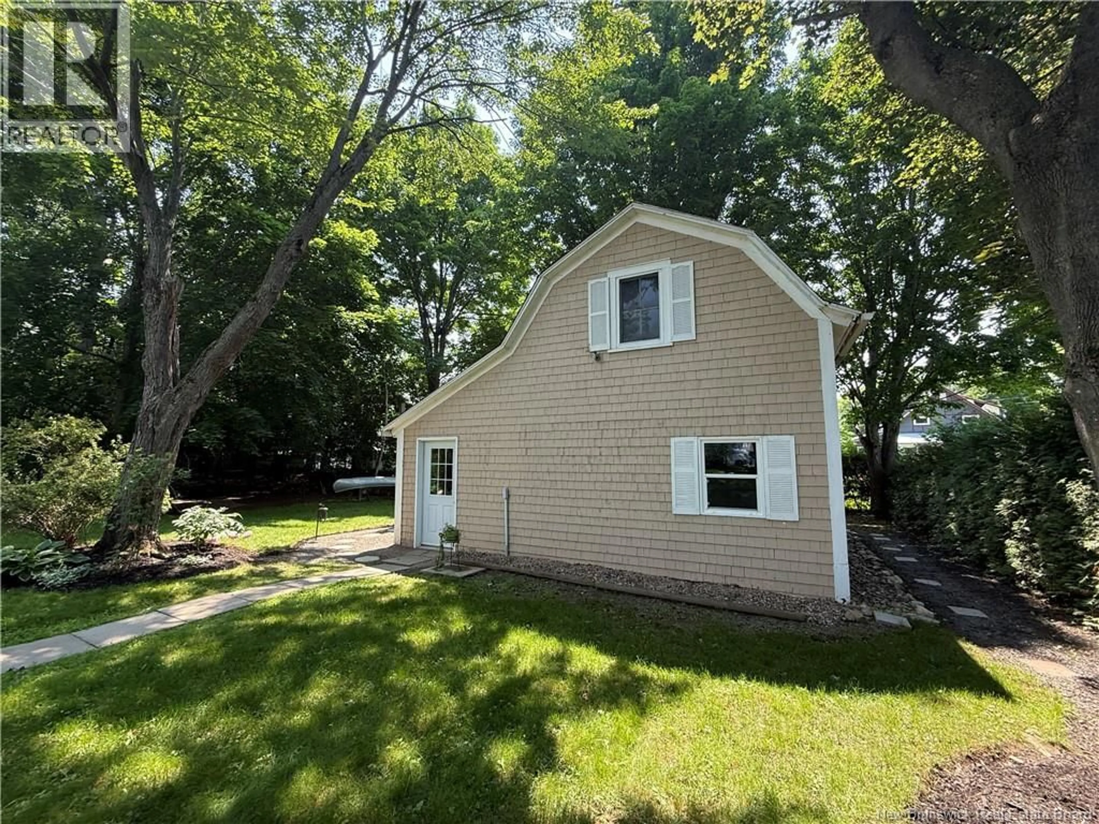 A pic from outside/outdoor area/front of a property/back of a property/a pic from drone, water/lake/river/ocean view for 145 ST JOHN STREET, Woodstock New Brunswick E7M2T9