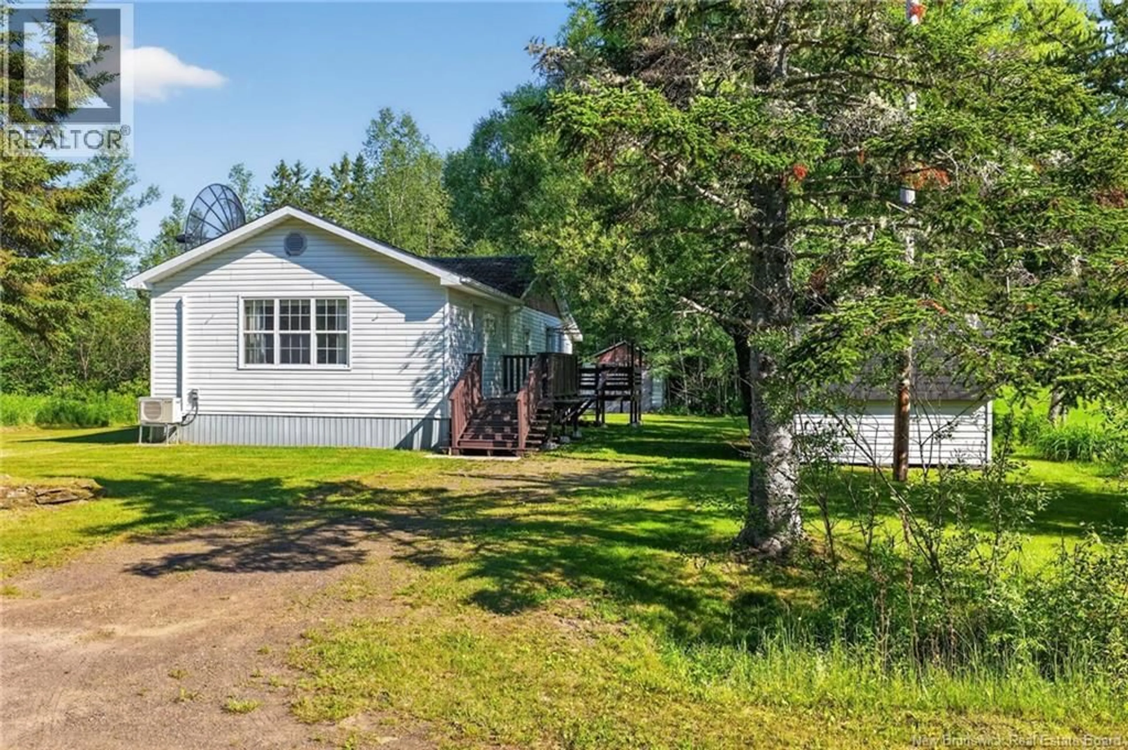 A pic from outside/outdoor area/front of a property/back of a property/a pic from drone, unknown for 19 BECKWITH ROAD, Harcourt New Brunswick E4T2P8