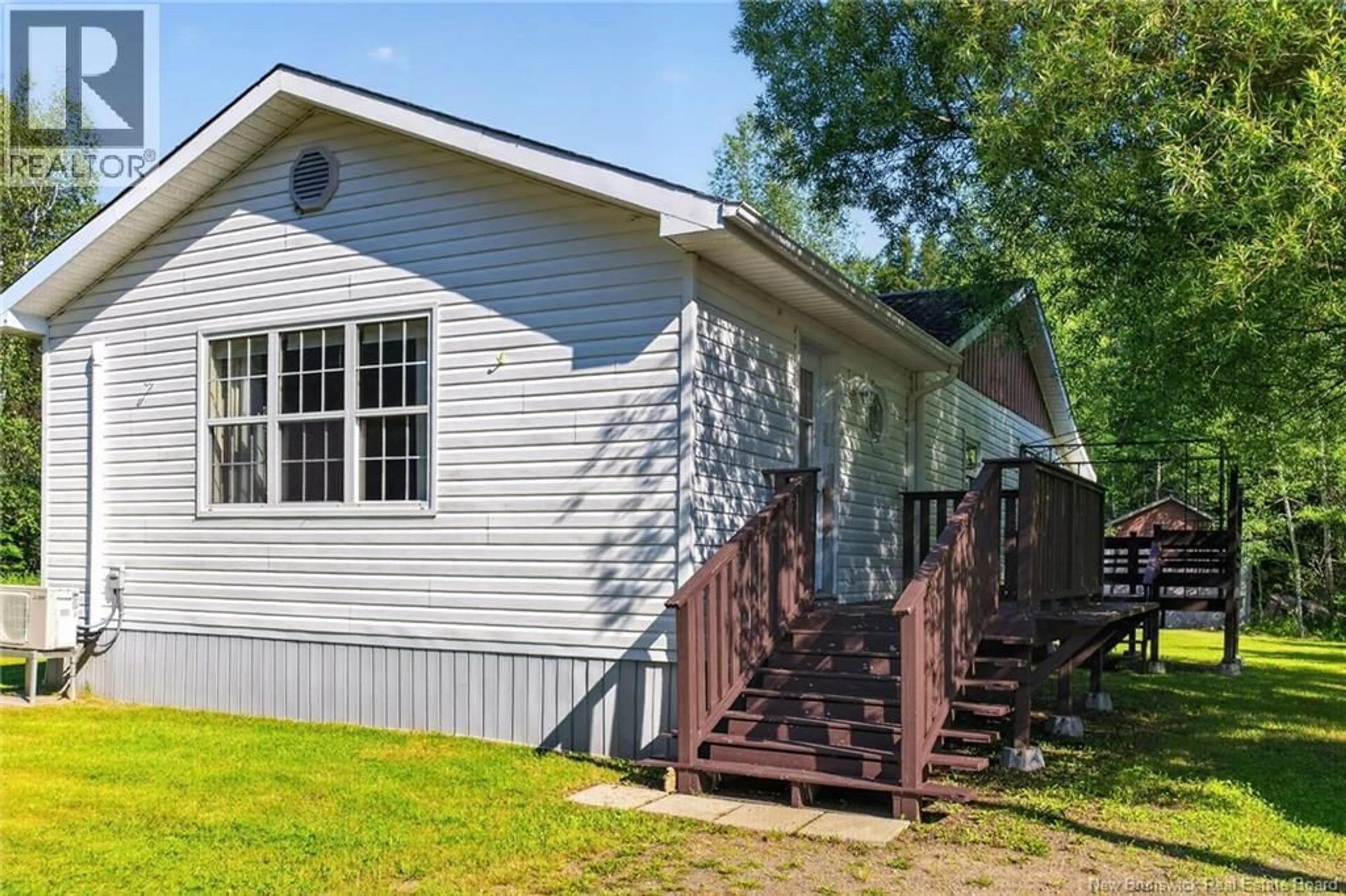 Home with vinyl exterior material, unknown for 19 BECKWITH ROAD, Harcourt New Brunswick E4T2P8