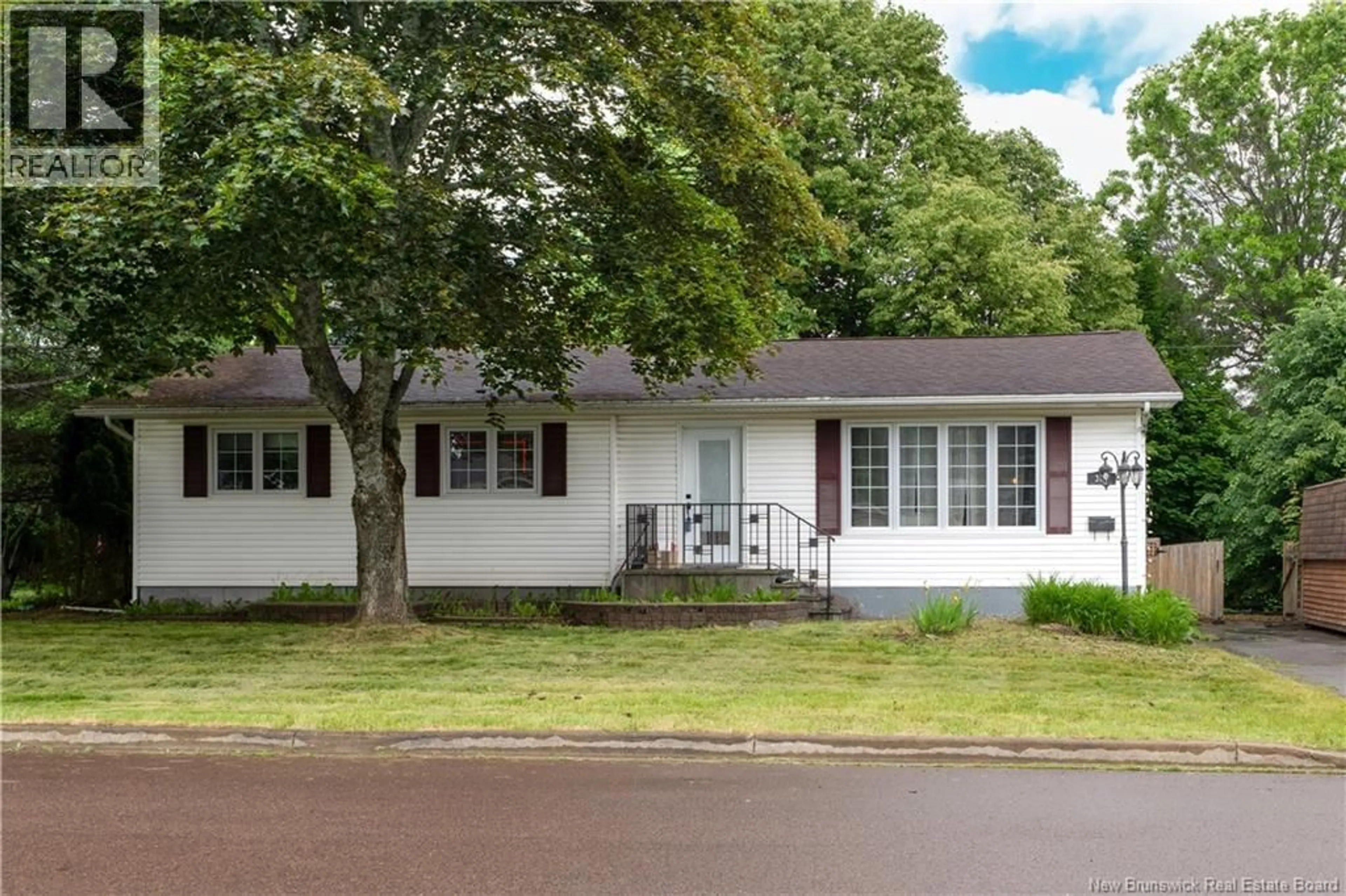 Home with vinyl exterior material, street for 307 ROBERVAL STREET, Dieppe New Brunswick E1A4V3