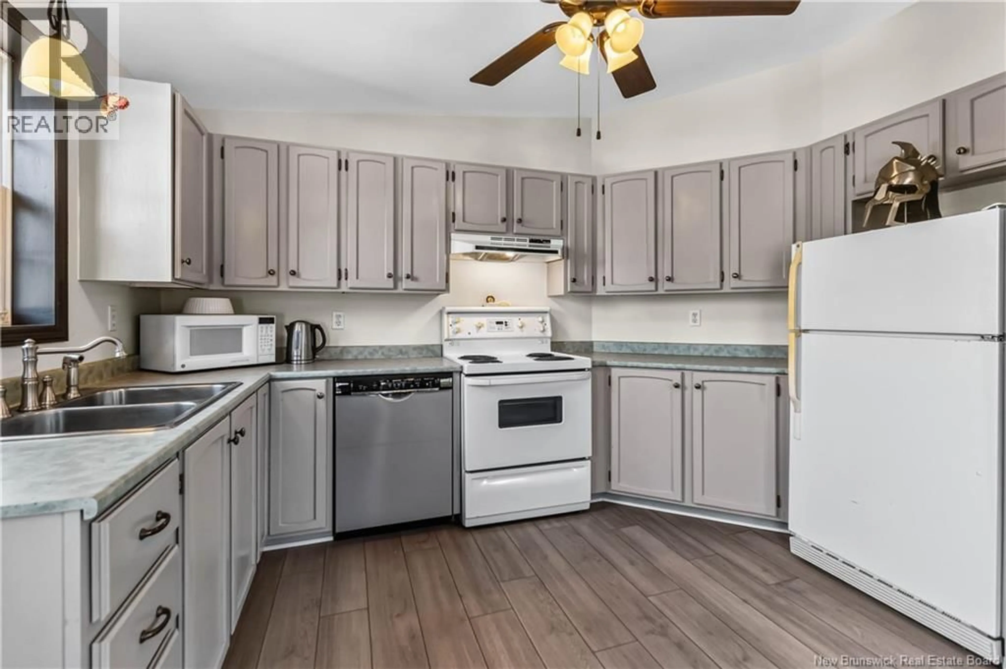 Standard kitchen, unknown for 1 CONVERSE LANE, Riverview New Brunswick E1B5J3