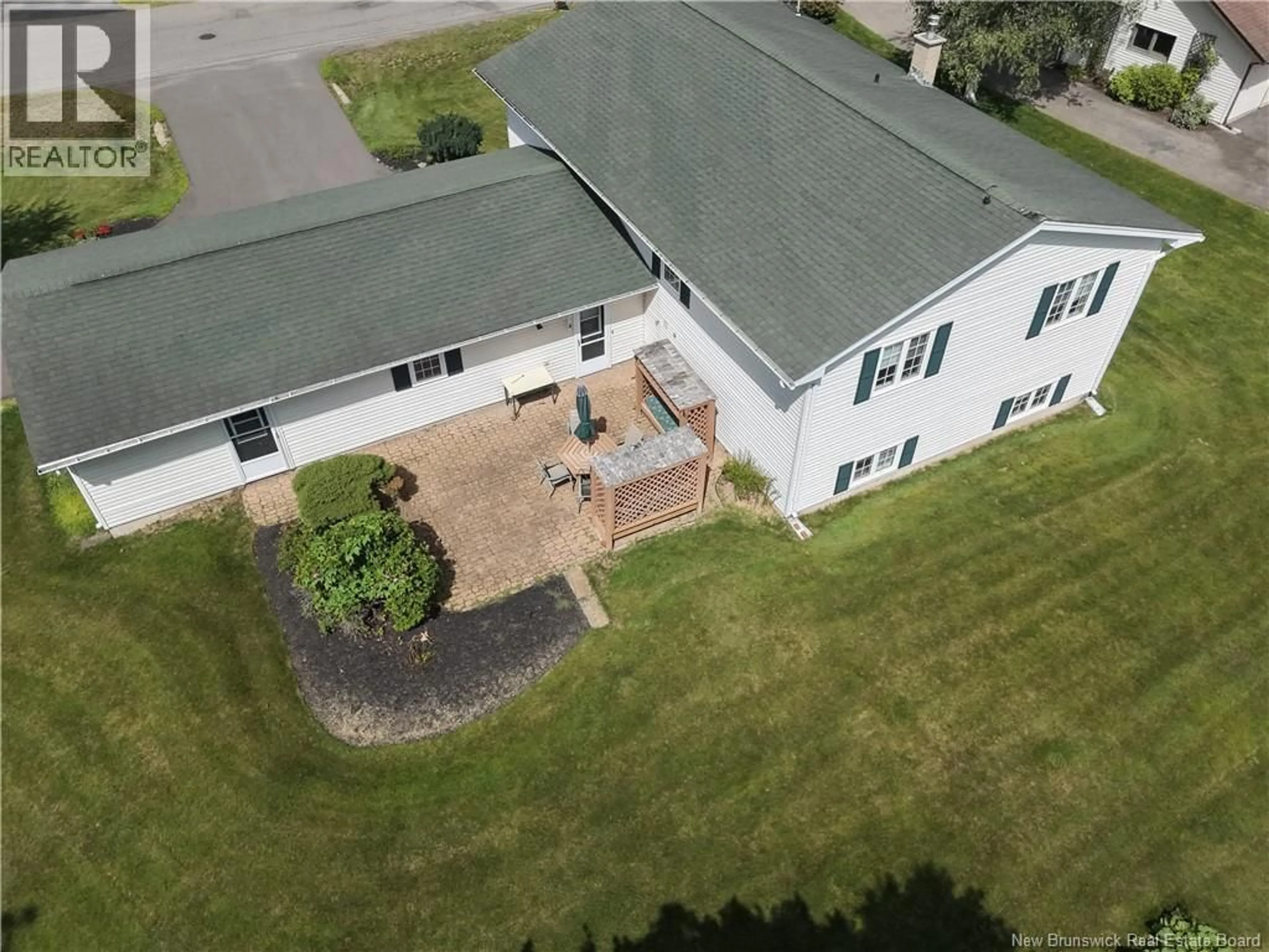 A pic from outside/outdoor area/front of a property/back of a property/a pic from drone, unknown for 11 CLOVER COURT, Sussex New Brunswick E4E2L8