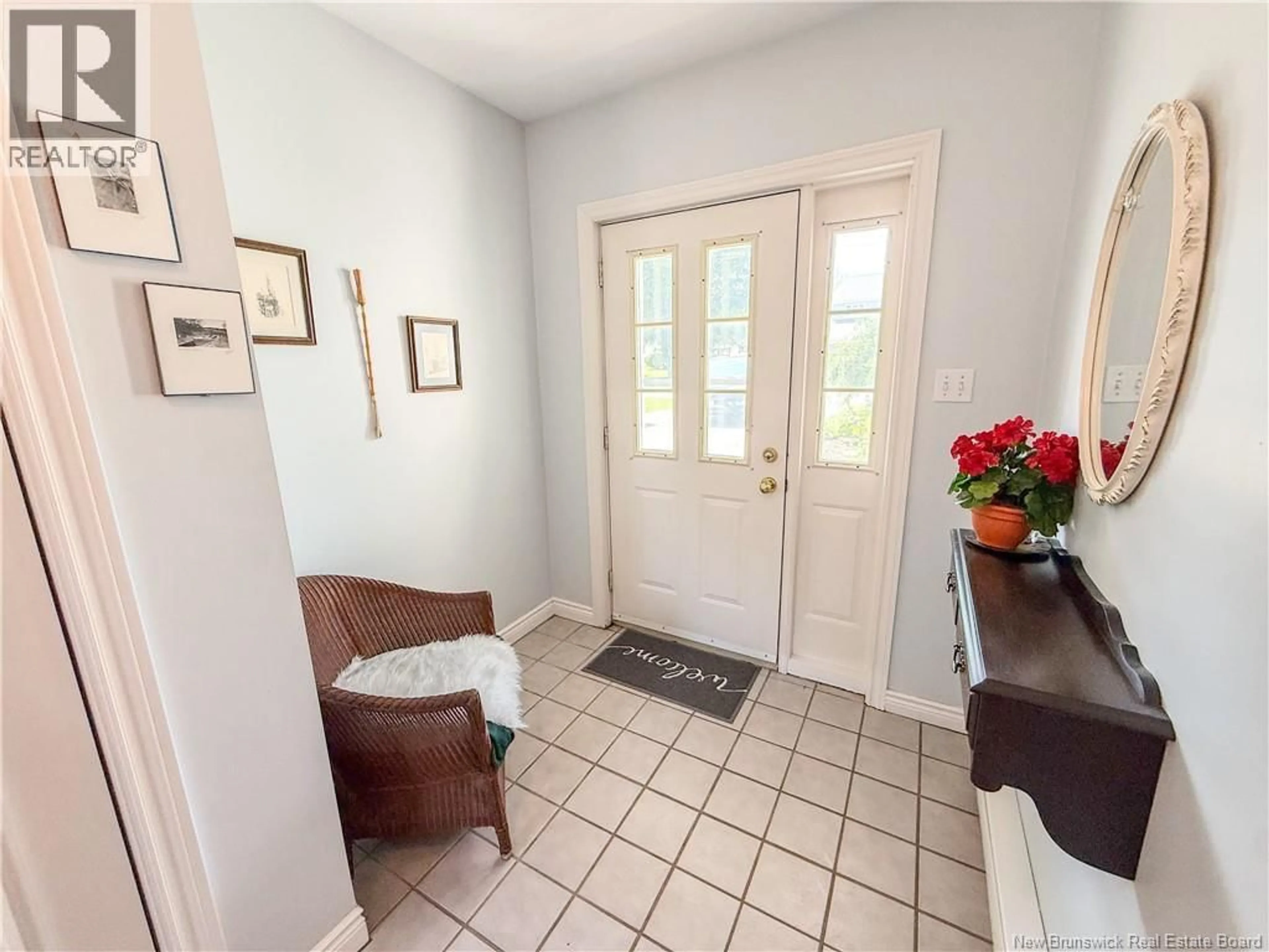 Indoor entryway for 11 CLOVER COURT, Sussex New Brunswick E4E2L8