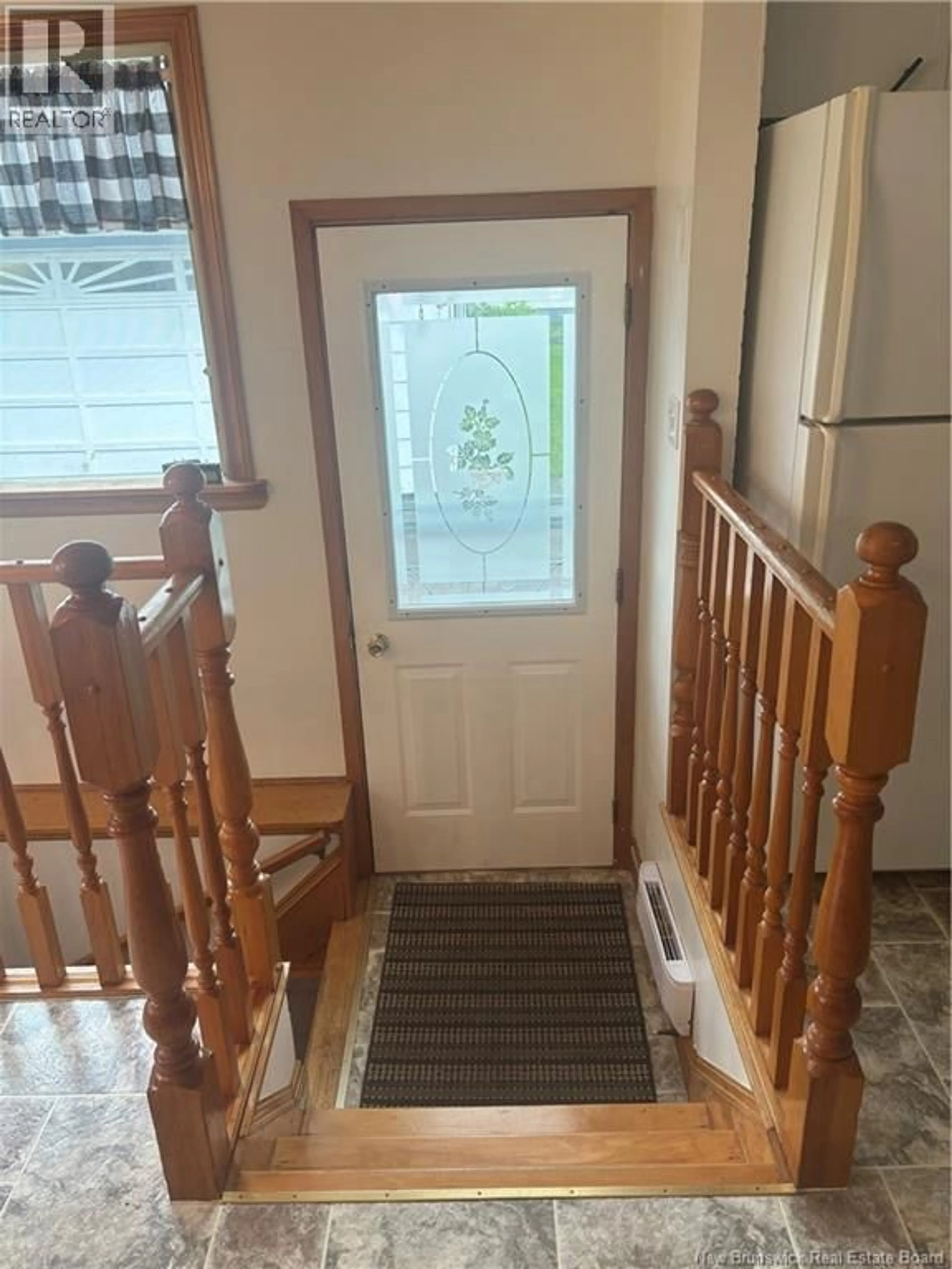 Indoor entryway for 22 ASHBURN AVENUE, Riverview New Brunswick E1B3C7