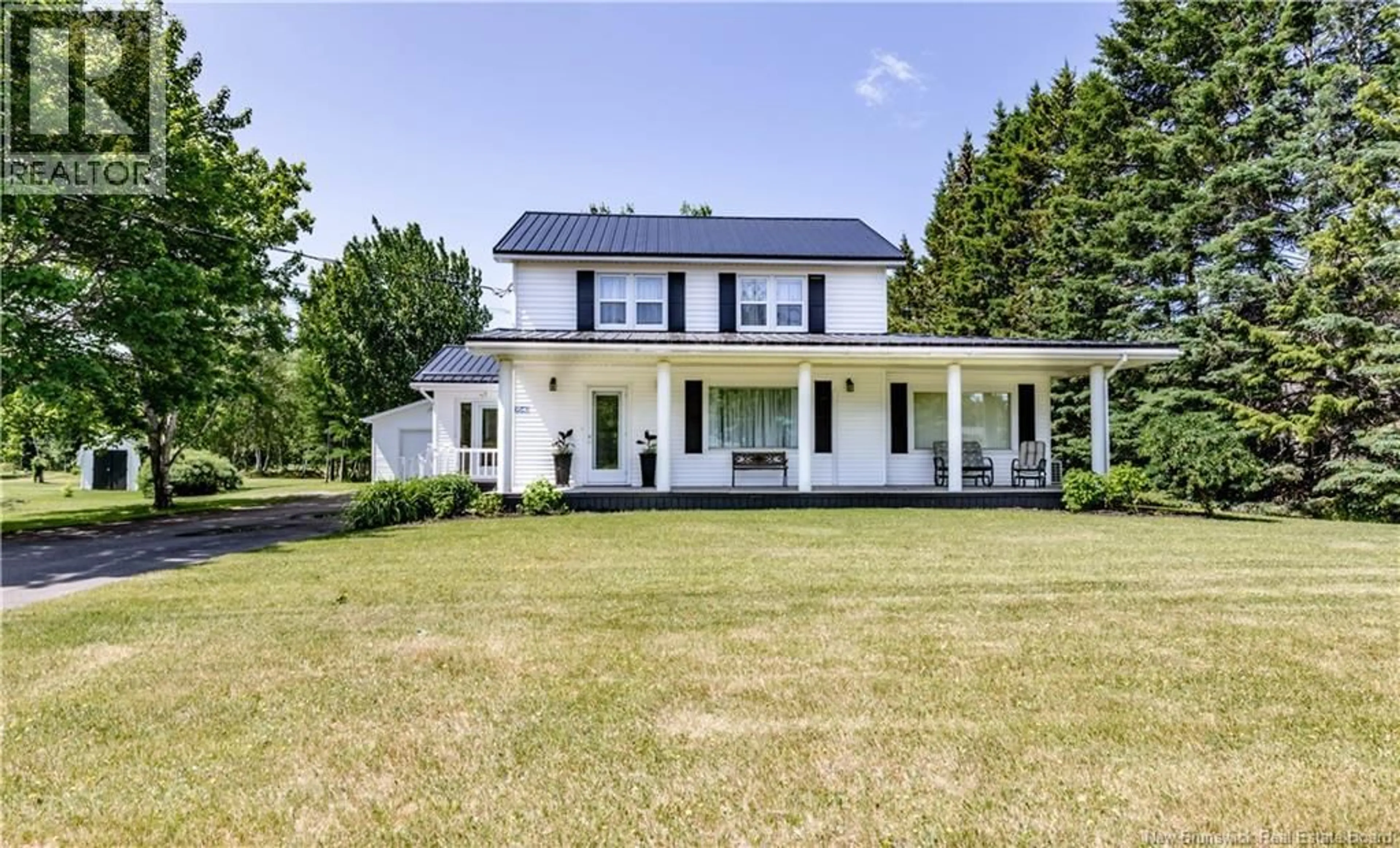 Home with vinyl exterior material, unknown for 9540 MAIN STREET, Richibucto New Brunswick E4W4E4