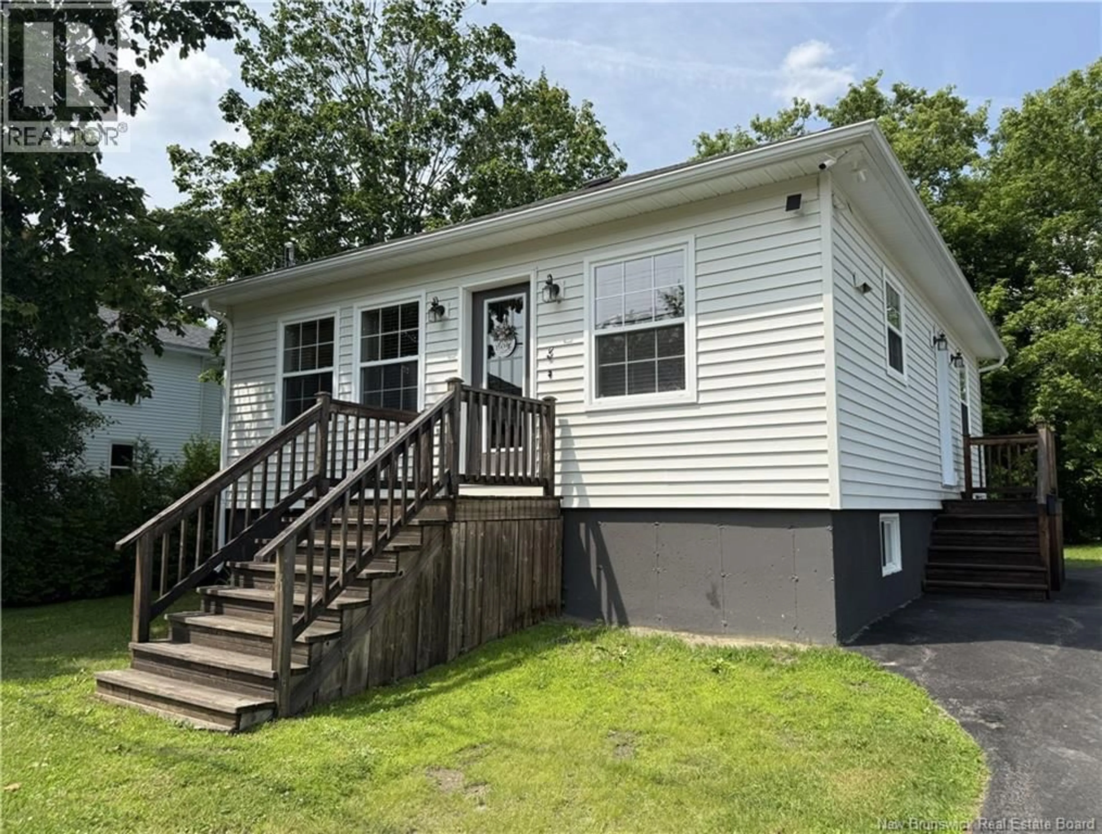 Home with vinyl exterior material, street for 3 VICTORIA STREET, St. Stephen New Brunswick E3L2R2