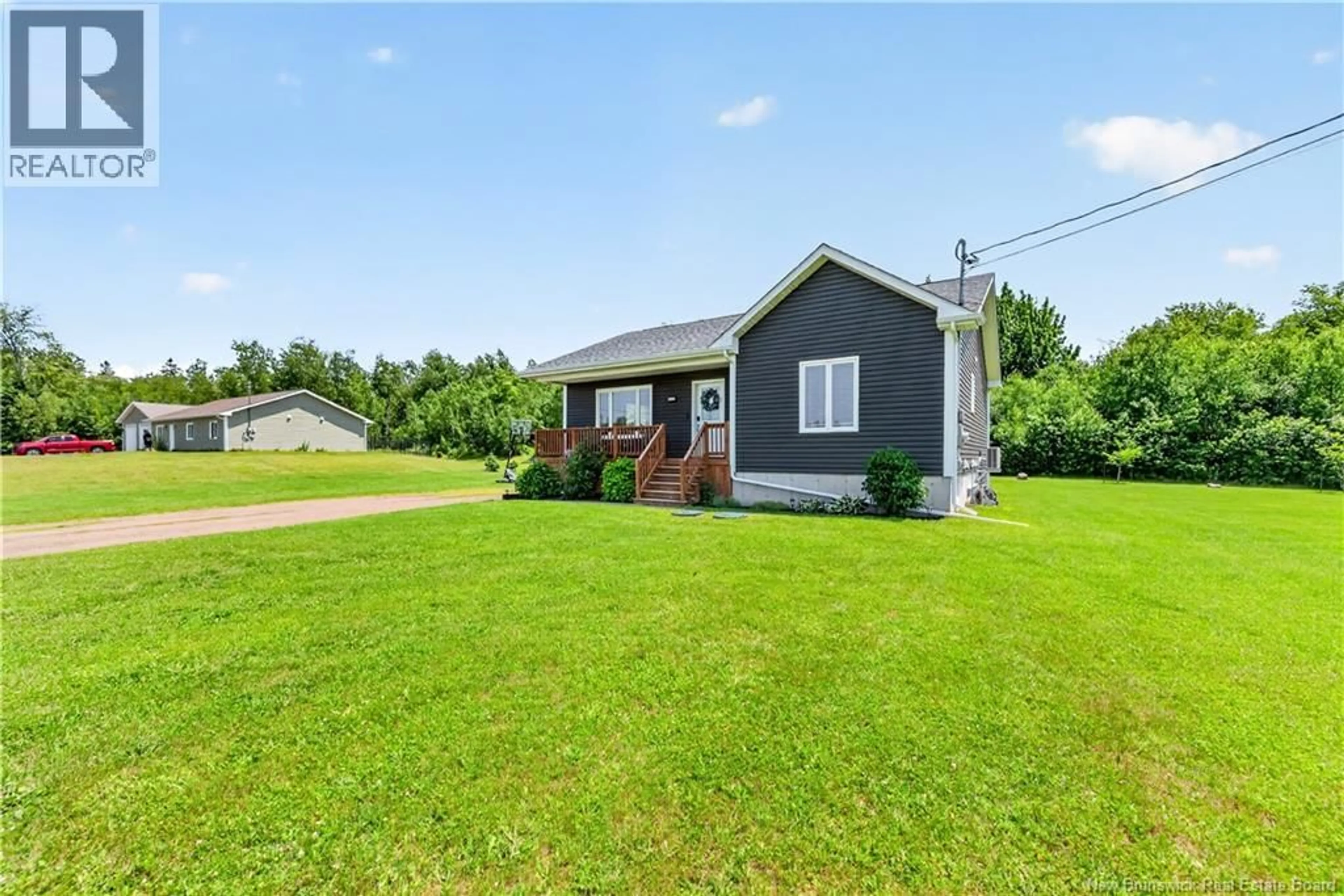 A pic from outside/outdoor area/front of a property/back of a property/a pic from drone, water/lake/river/ocean view for 38 CHEMIN CORMIER, Botsford New Brunswick E4N2K6