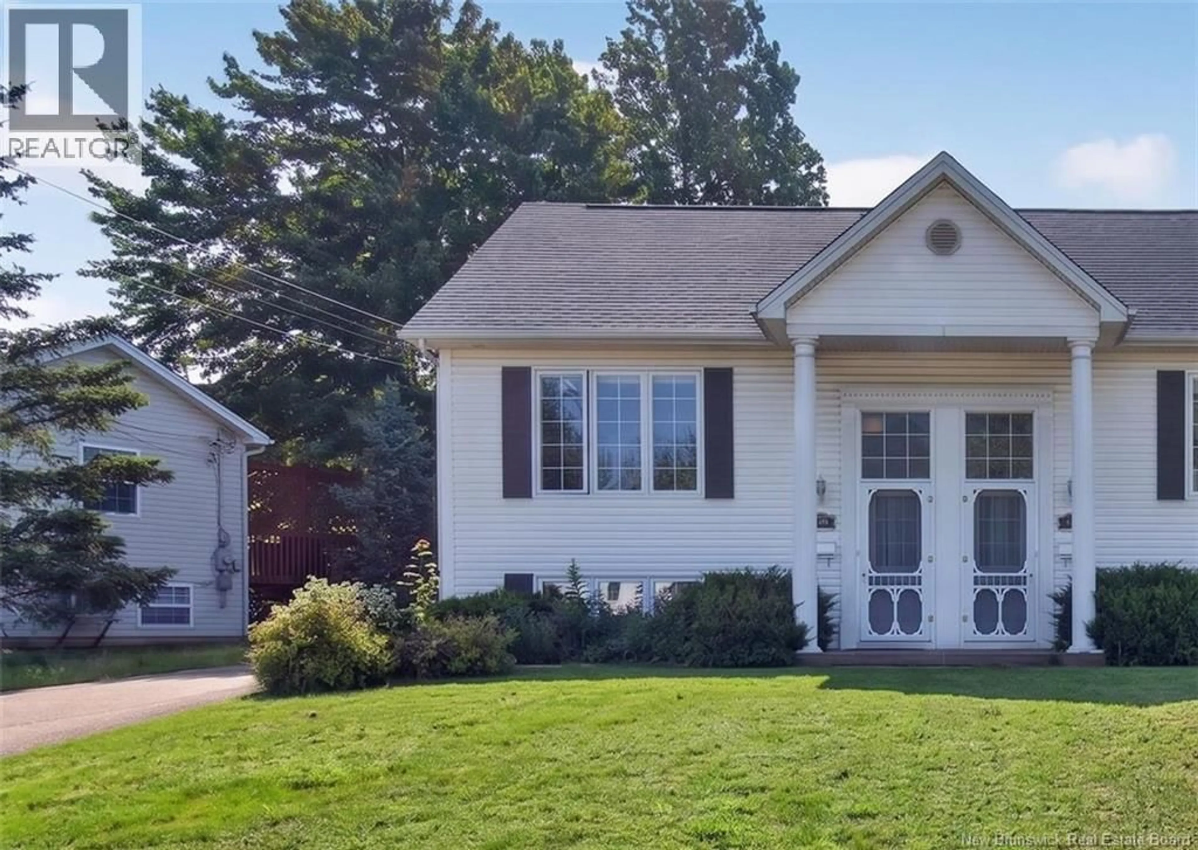Home with vinyl exterior material, street for 126 BAHAMA STREET, Dieppe New Brunswick E1A7X7