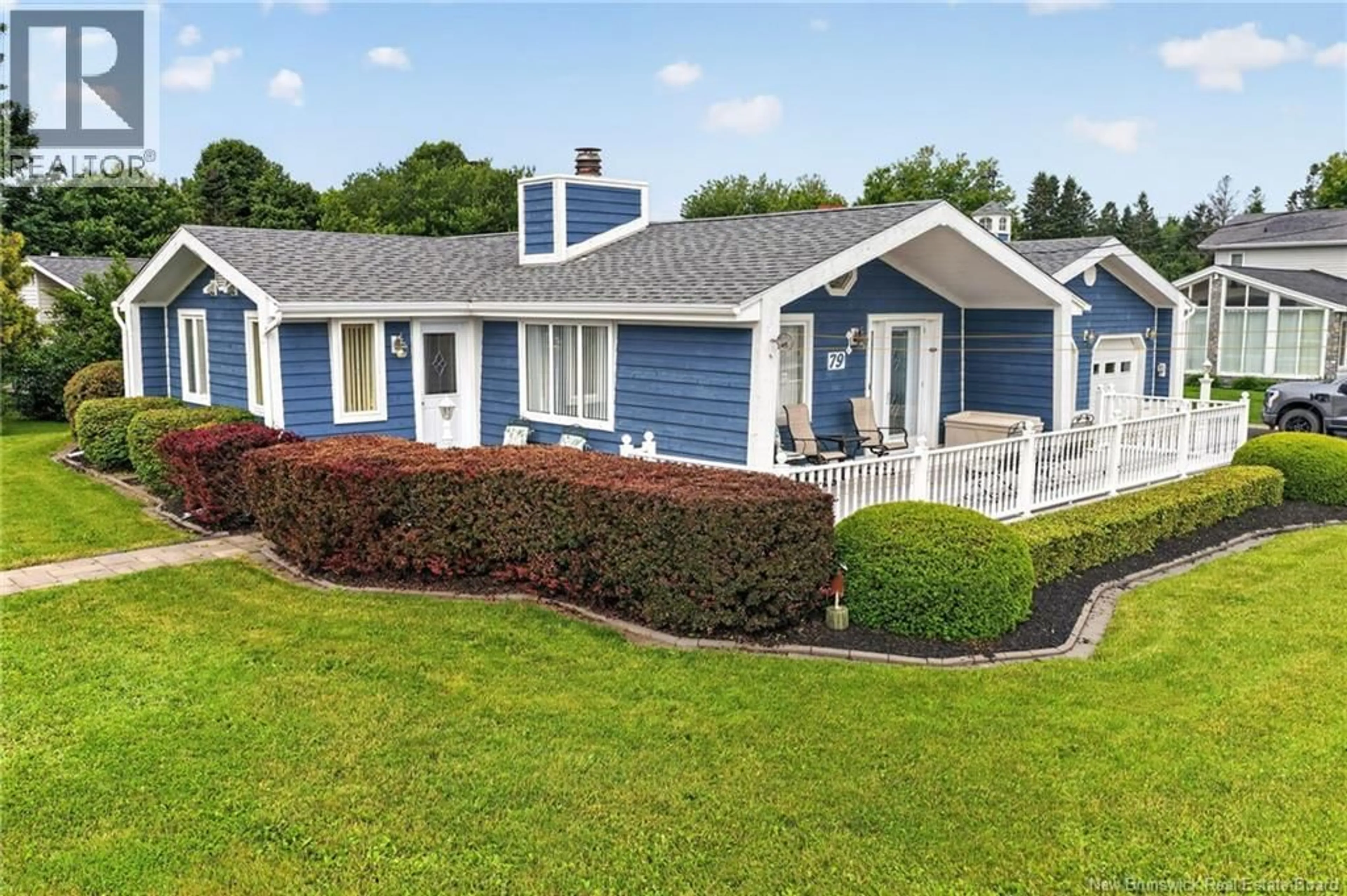 Home with vinyl exterior material, unknown for 79 SUNSHINE DRIVE, Grande-Digue New Brunswick E4R5T7