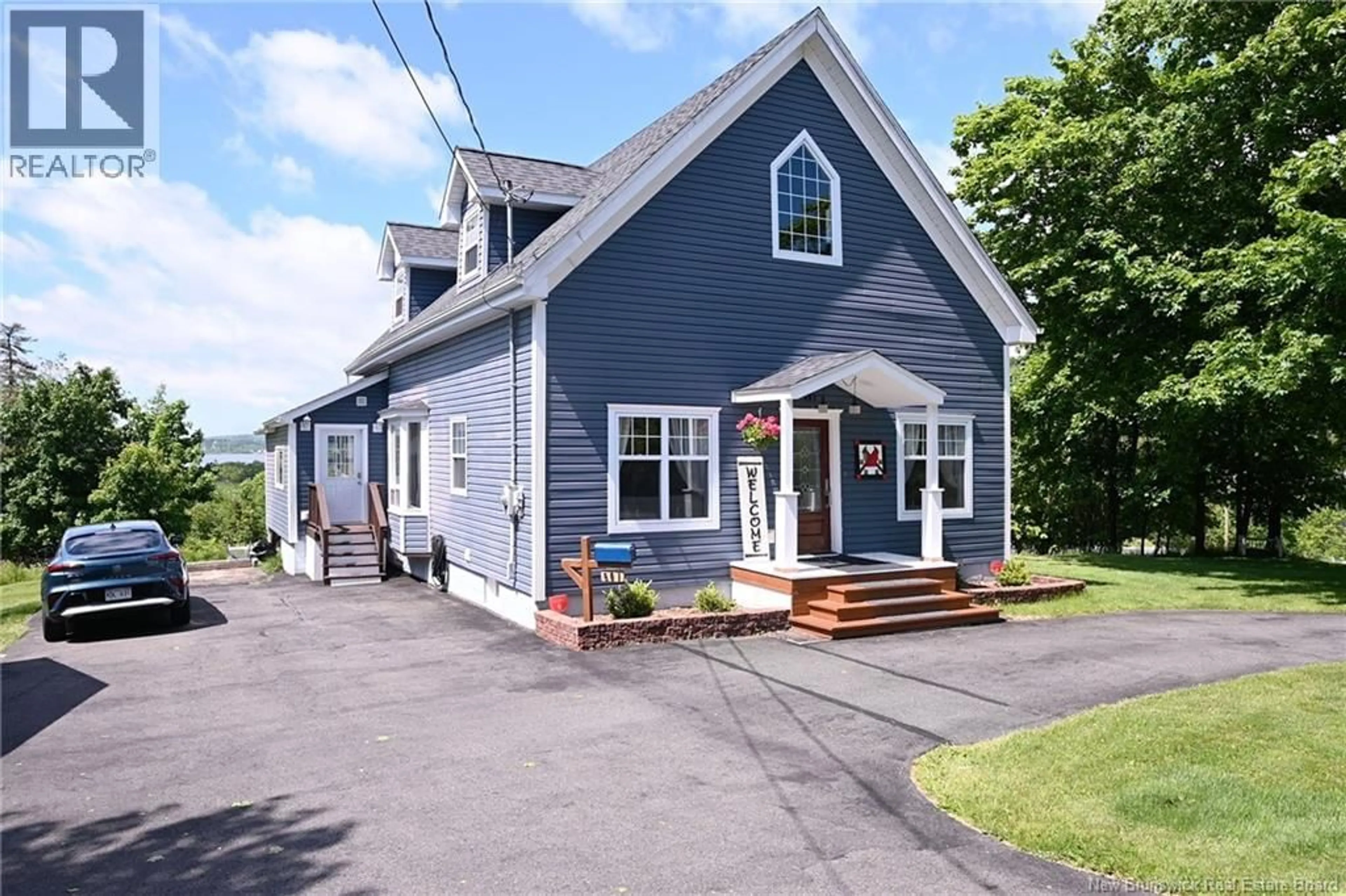 Home with vinyl exterior material, street for 601 GREENHEAD ROAD, Saint John New Brunswick E3M4W7
