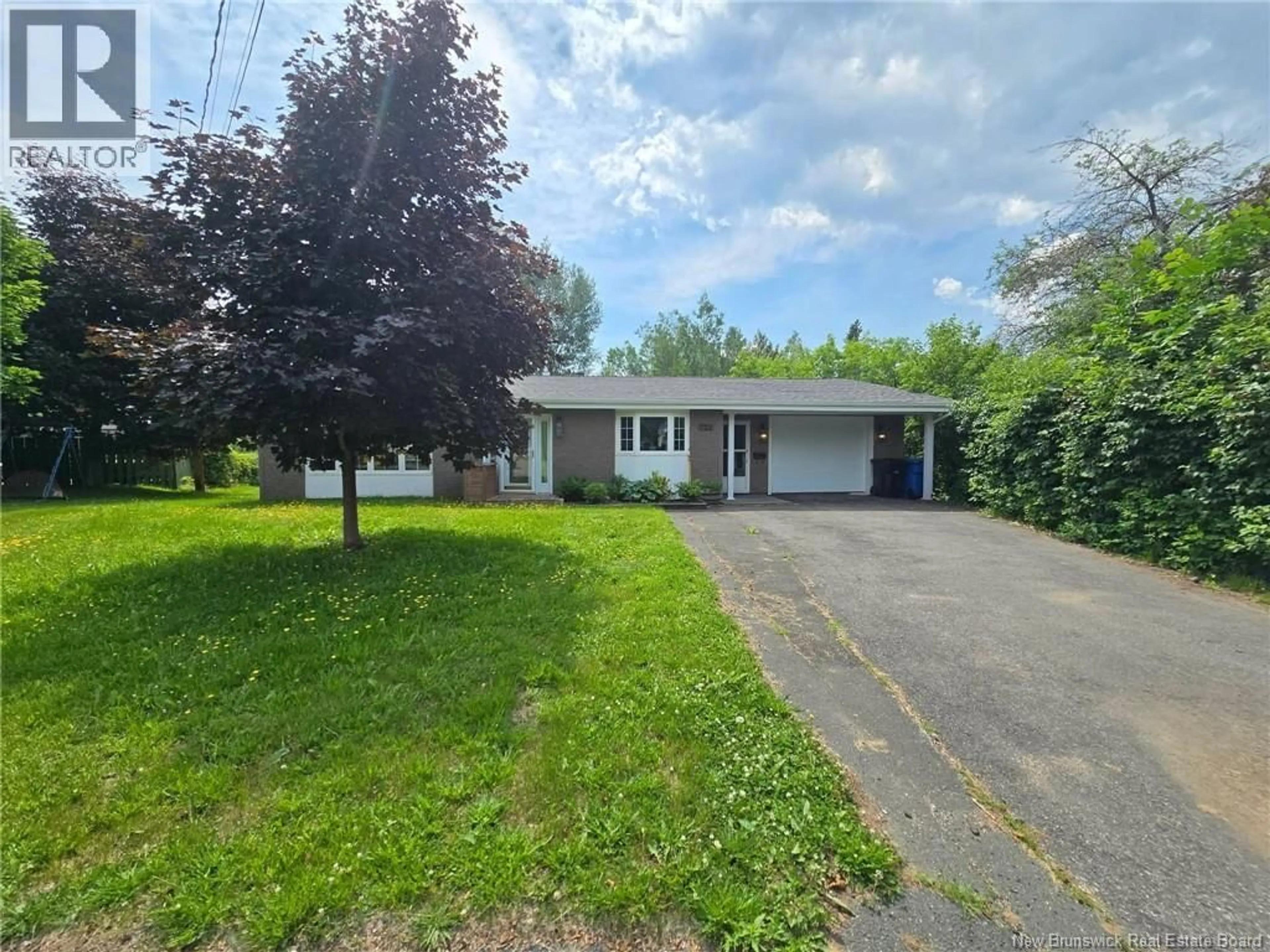A pic from outside/outdoor area/front of a property/back of a property/a pic from drone, street for 735 ASSUMPTION, Bathurst New Brunswick E2A2V6