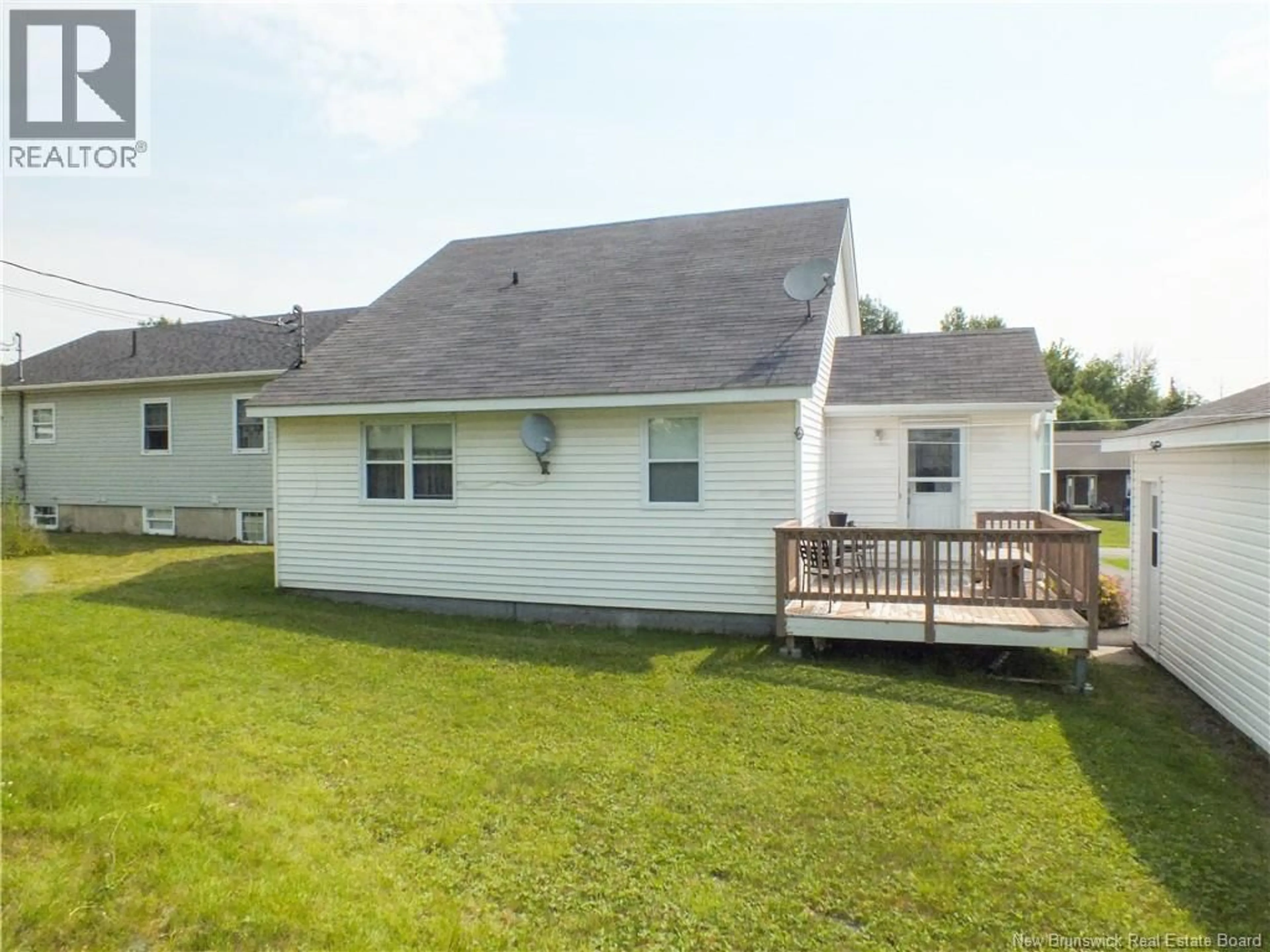 Unknown for 121 CREIGHTON STREET, Woodstock New Brunswick E7M1N4