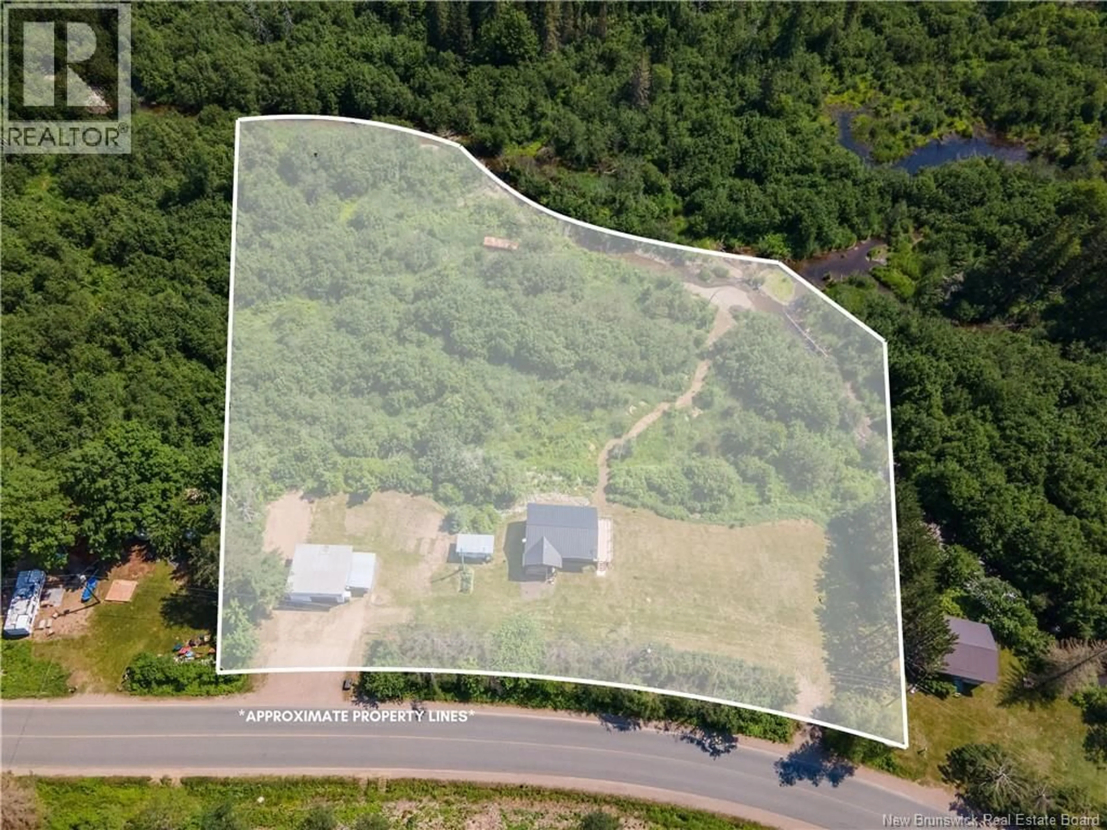 A pic from outside/outdoor area/front of a property/back of a property/a pic from drone, unknown for 11464 ROUTE 114, South Branch New Brunswick E4E5G1