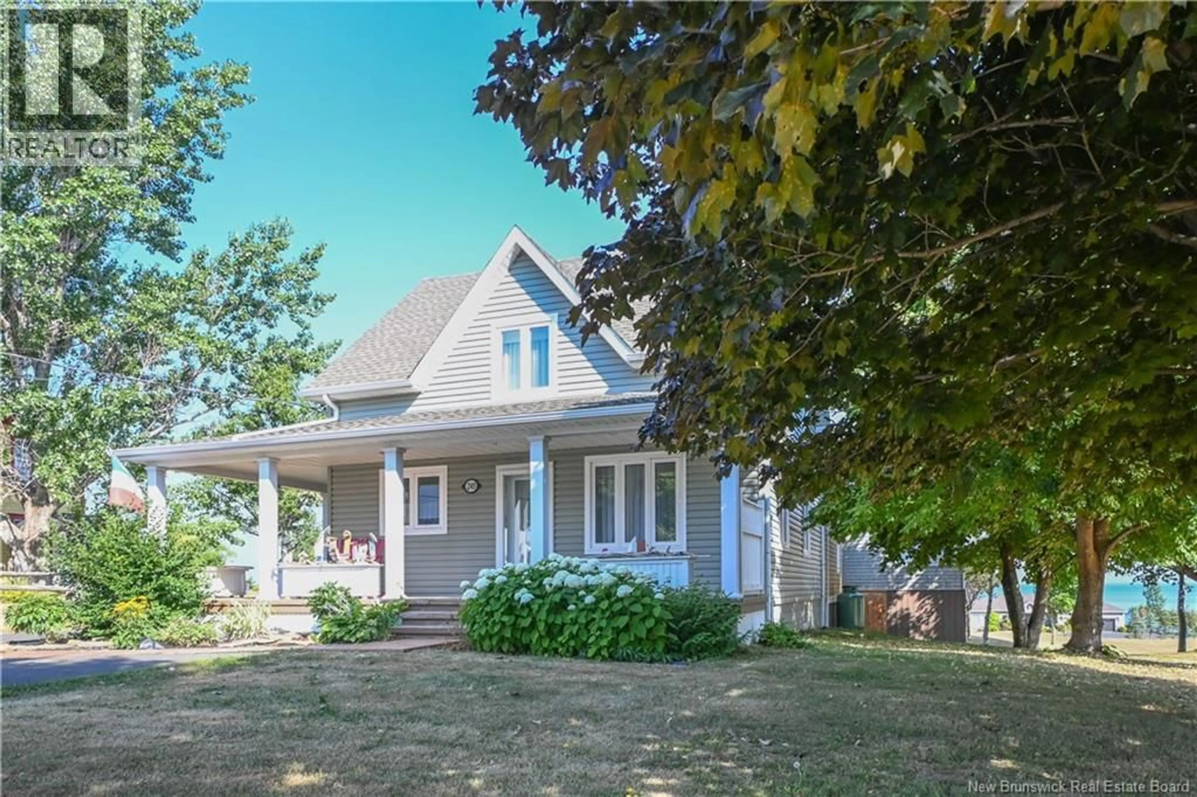 A pic from outside/outdoor area/front of a property/back of a property/a pic from drone, street for 245 SAINT-PIERRE BOULEVARD, Caraquet New Brunswick E1W1B1