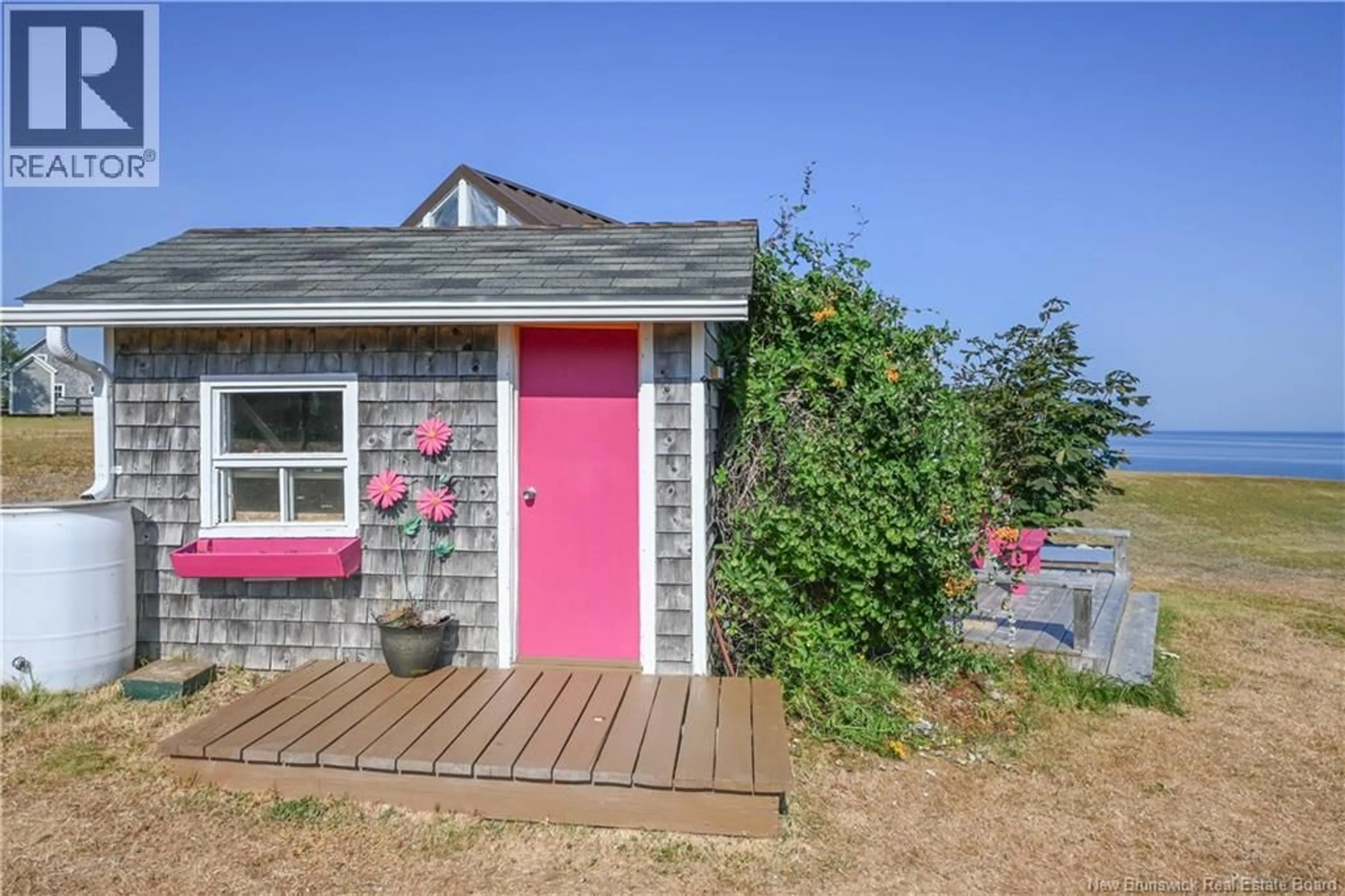 Shed for 245 SAINT-PIERRE BOULEVARD, Caraquet New Brunswick E1W1B1