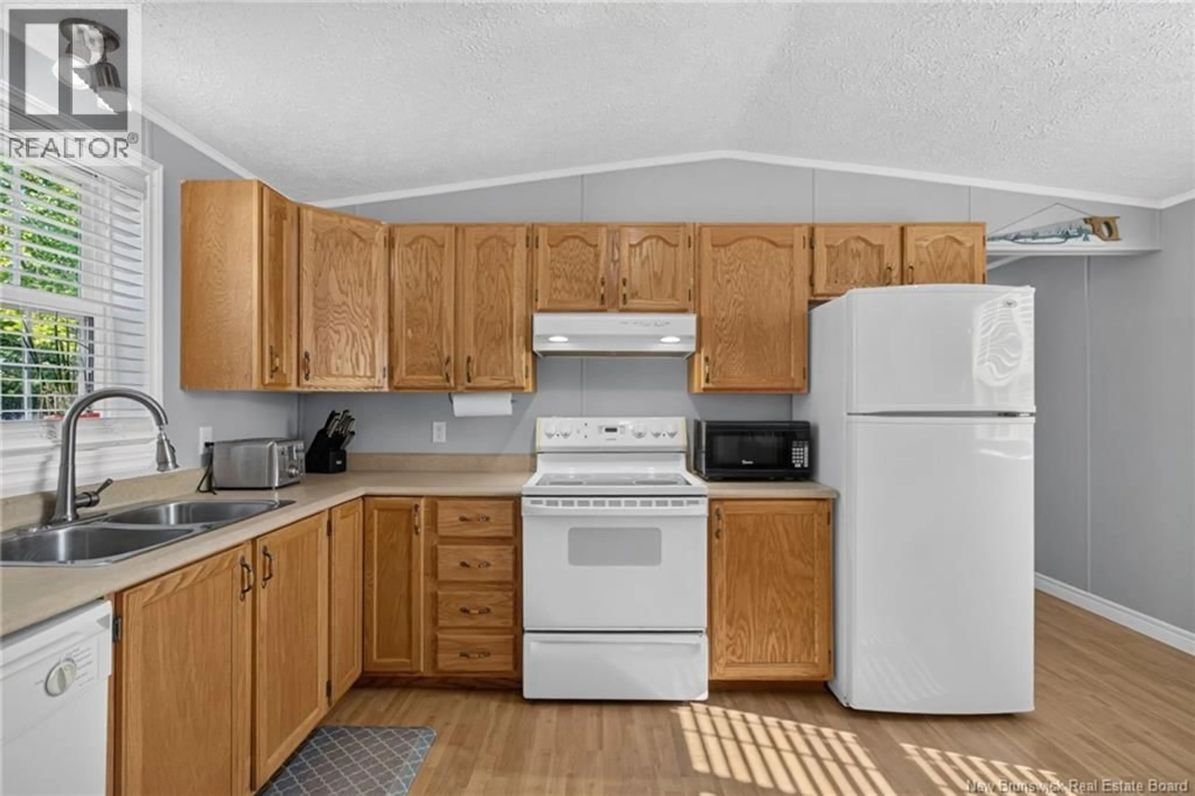 Standard kitchen, unknown for 12 KENSHAW STREET, Lakeville New Brunswick E1H1E7