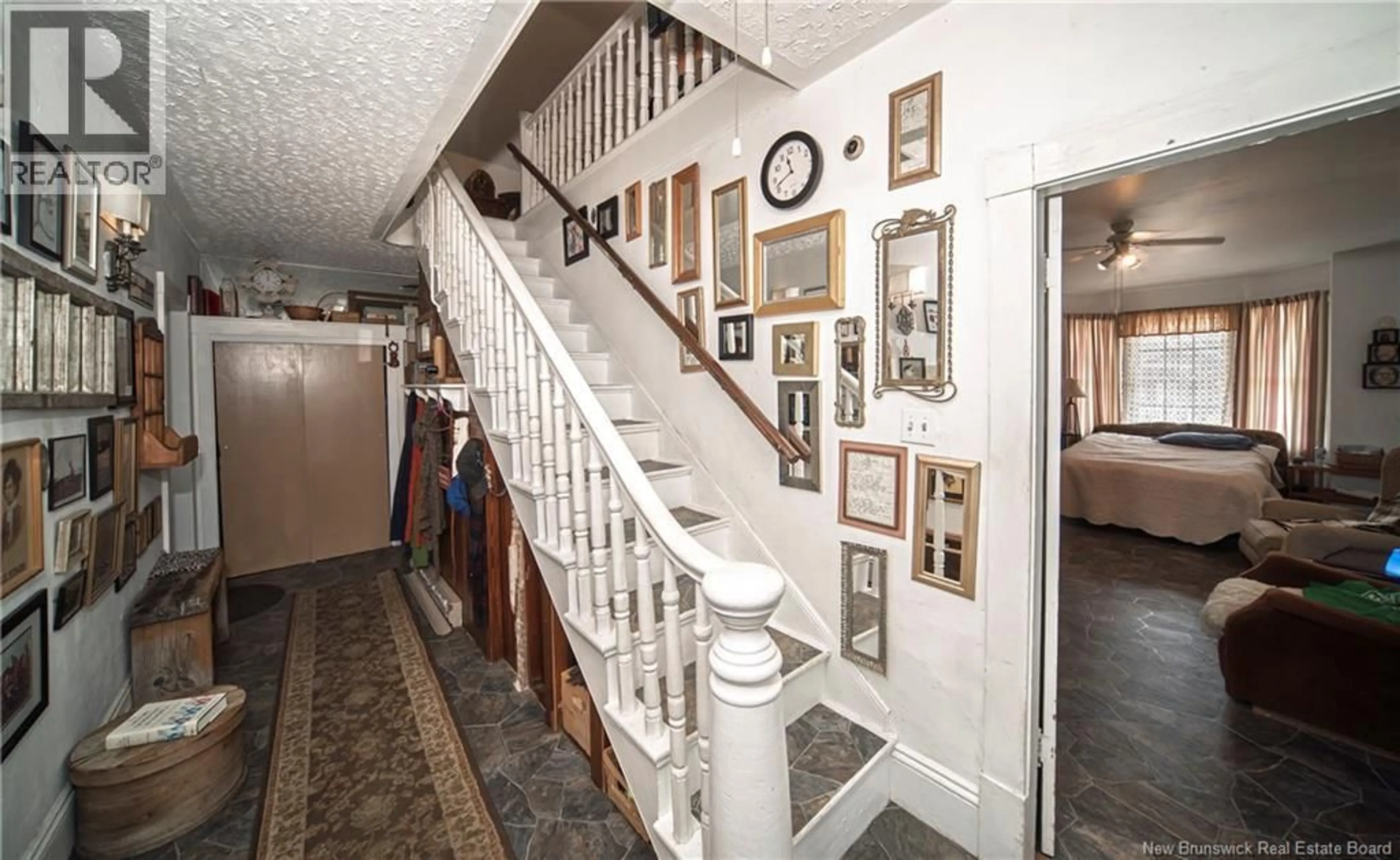 Indoor foyer for 1948 ROUTE 3, Harvey New Brunswick E6K3V3