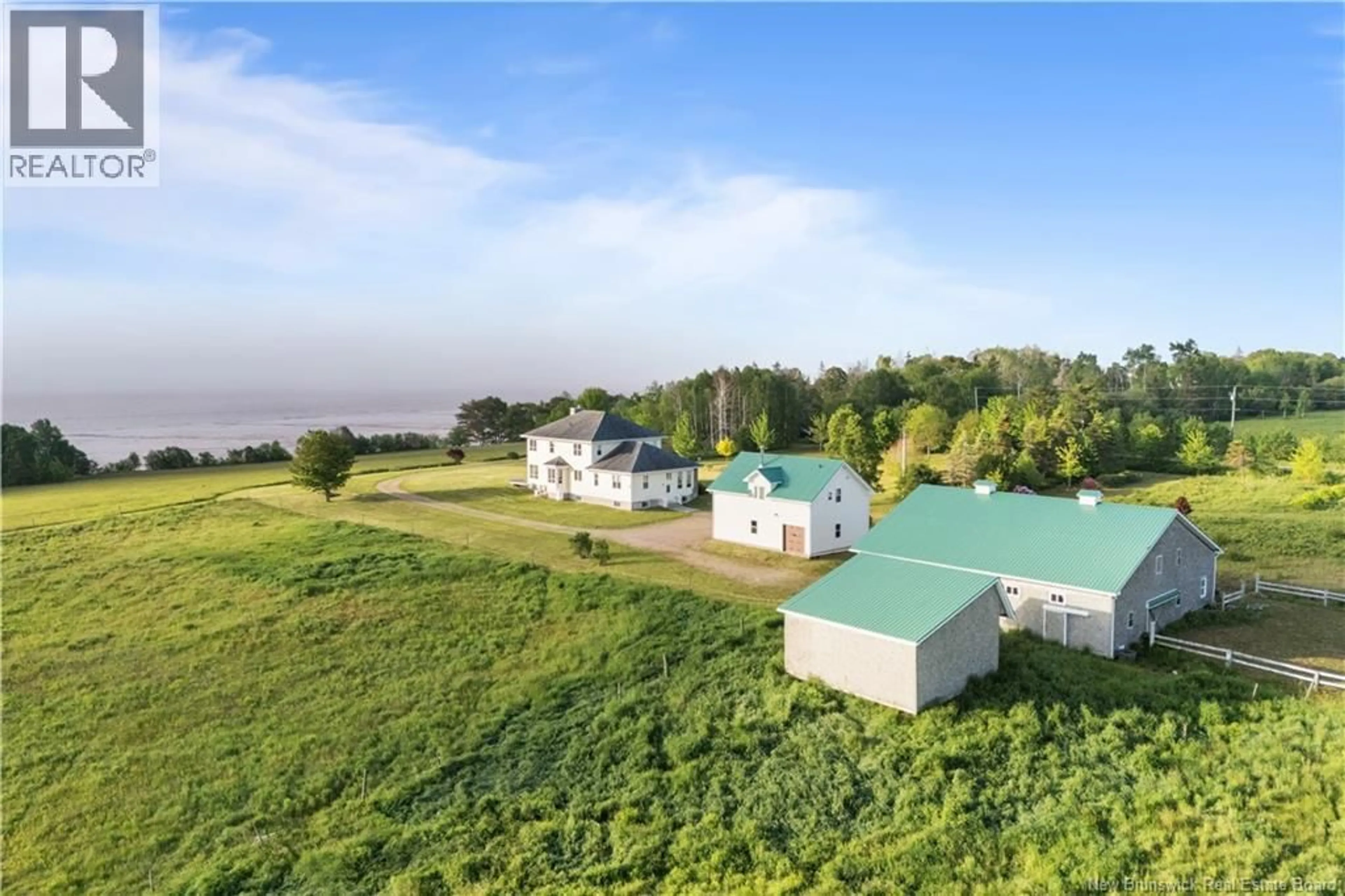 A pic from outside/outdoor area/front of a property/back of a property/a pic from drone, water/lake/river/ocean view for 40 READE QUARRY, Wood Point New Brunswick E4L2K1