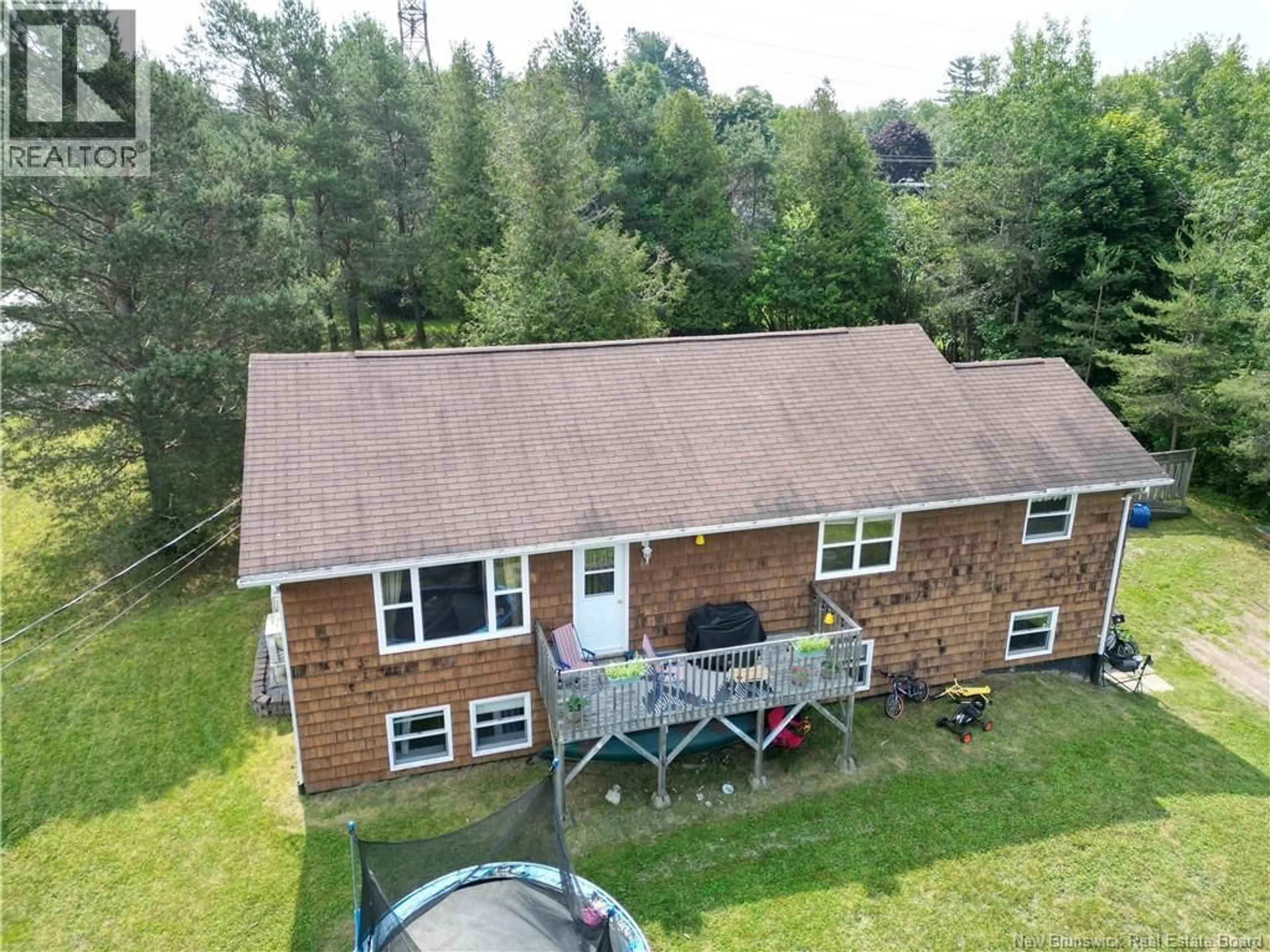 A pic from outside/outdoor area/front of a property/back of a property/a pic from drone, water/lake/river/ocean view for 44 LYDEN DRIVE, Quispamsis New Brunswick E2E4H4