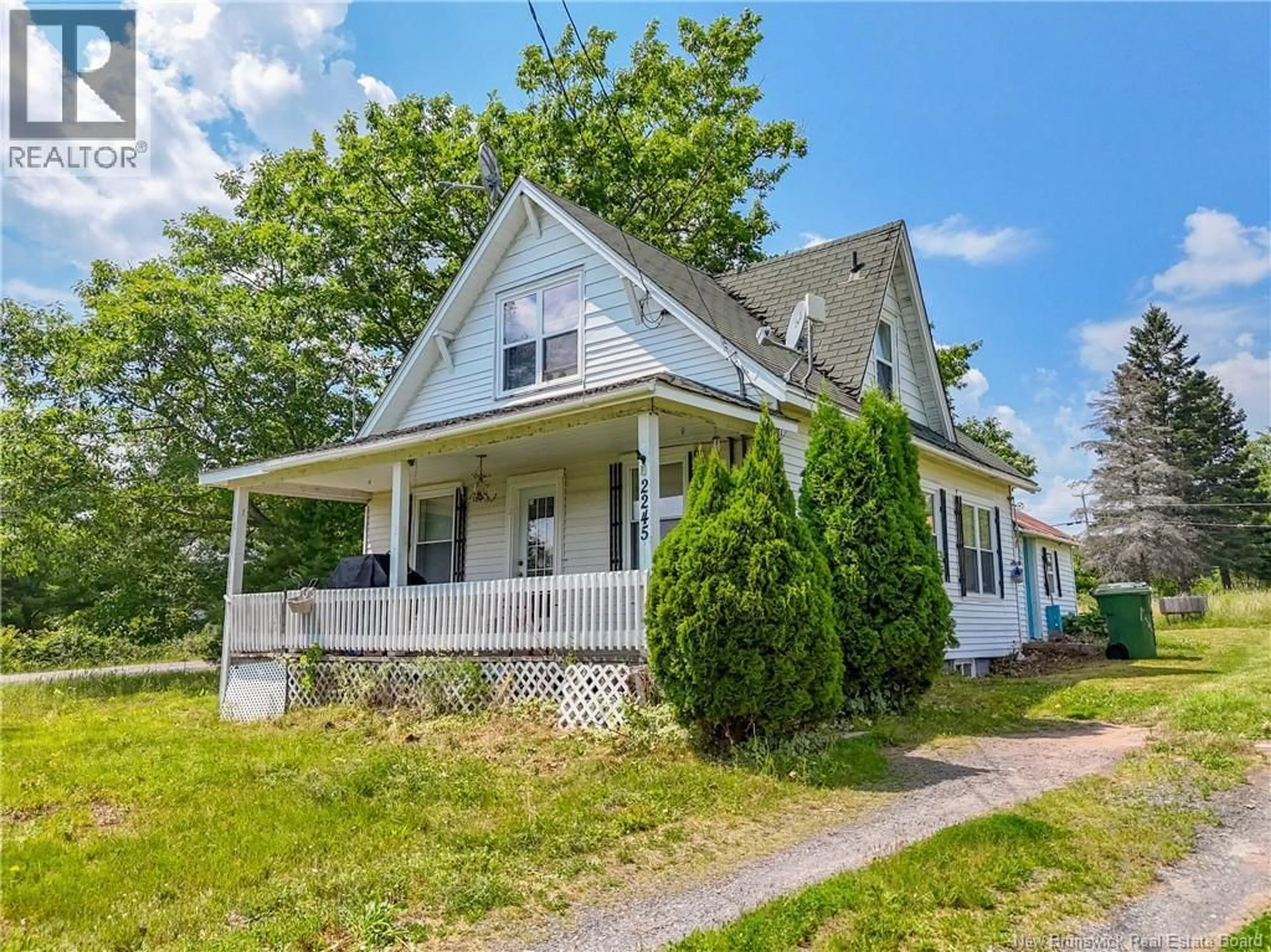 Home with vinyl exterior material, street for 2245 ROUTE 102, Gagetown New Brunswick E5M1J5