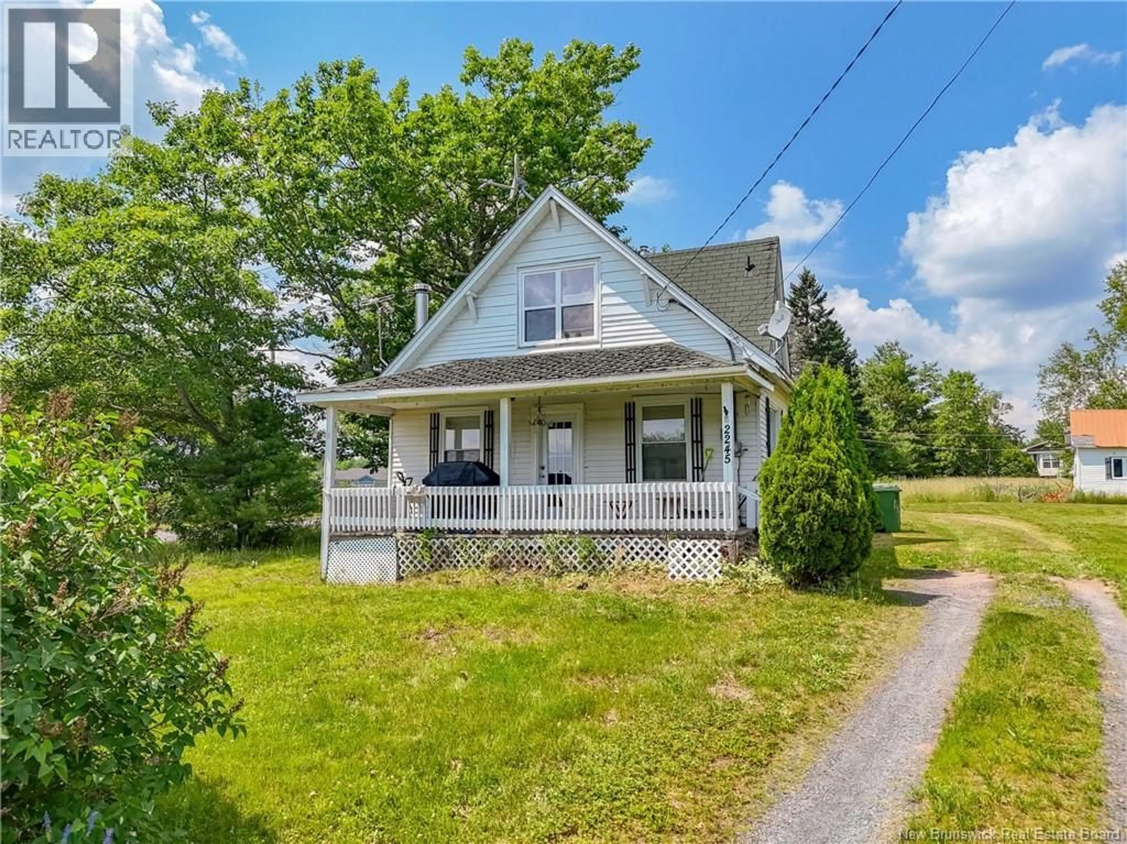 A pic from outside/outdoor area/front of a property/back of a property/a pic from drone, street for 2245 ROUTE 102, Gagetown New Brunswick E5M1J5