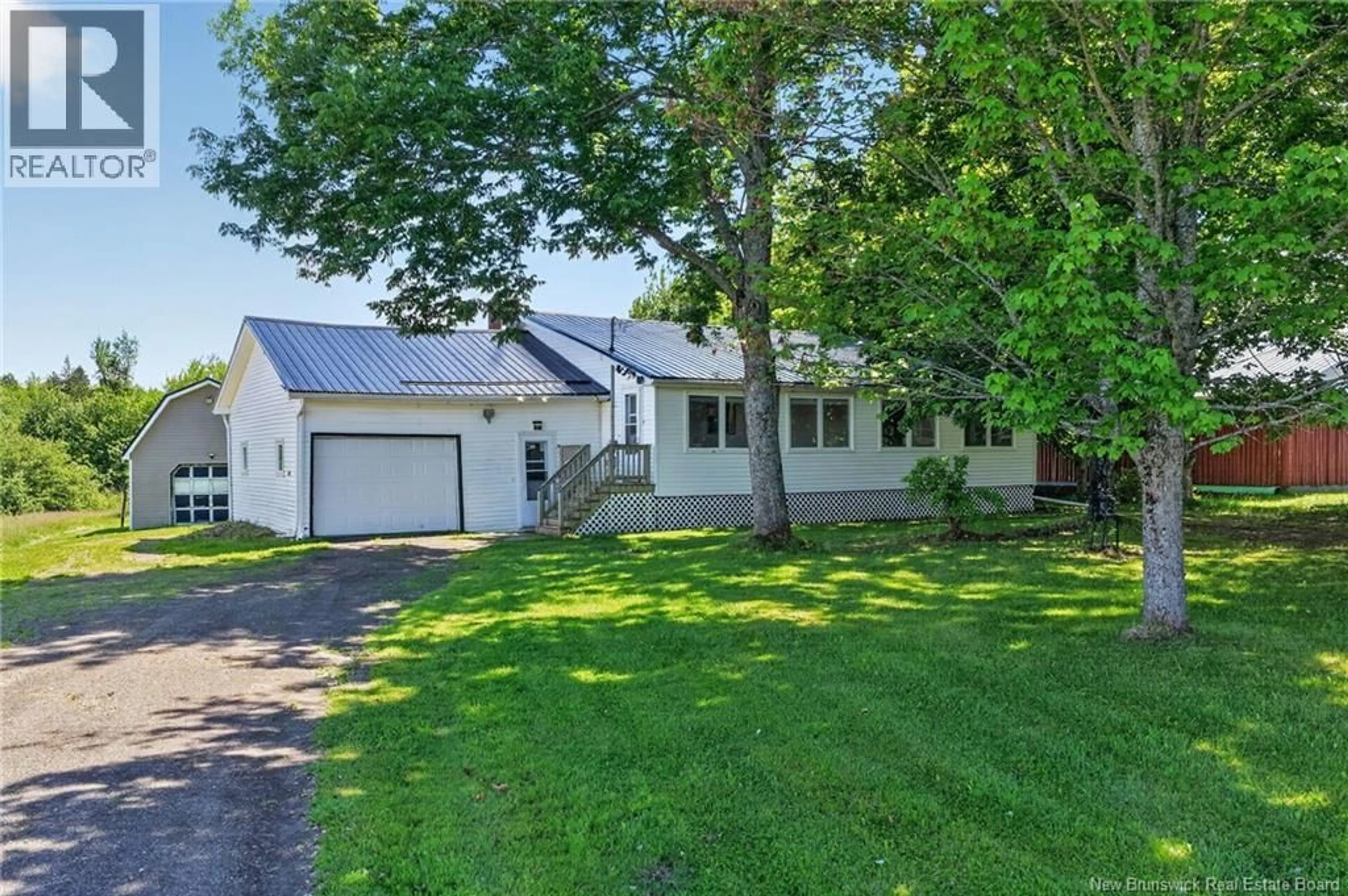 A pic from outside/outdoor area/front of a property/back of a property/a pic from drone, street for 6109 ROUTE 515, Saint-Paul New Brunswick E4T3P4