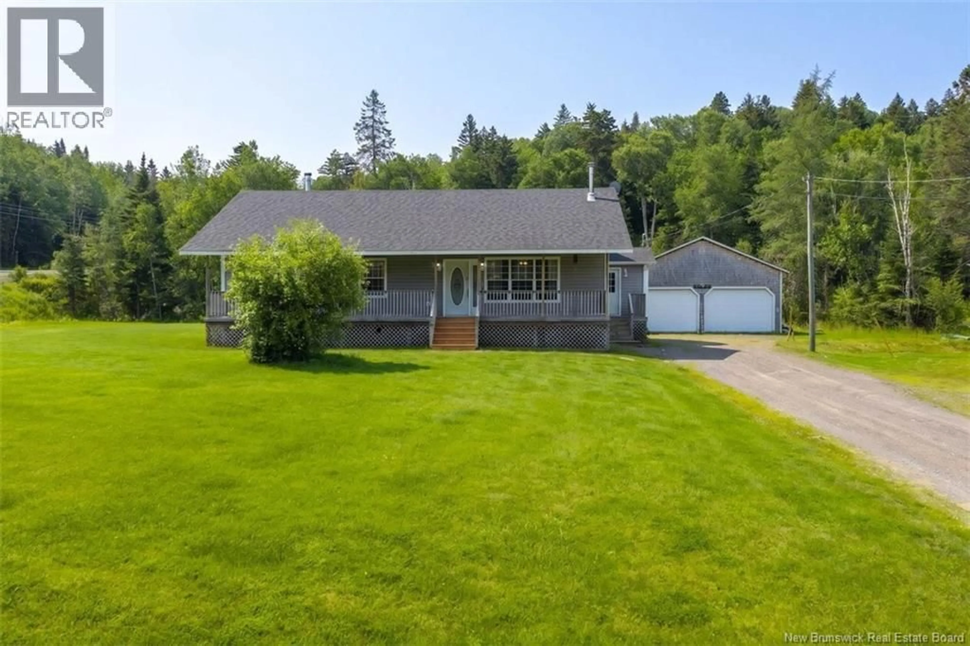 A pic from outside/outdoor area/front of a property/back of a property/a pic from drone, unknown for 7 IVEY COURT, Pennfield New Brunswick E5H1X9