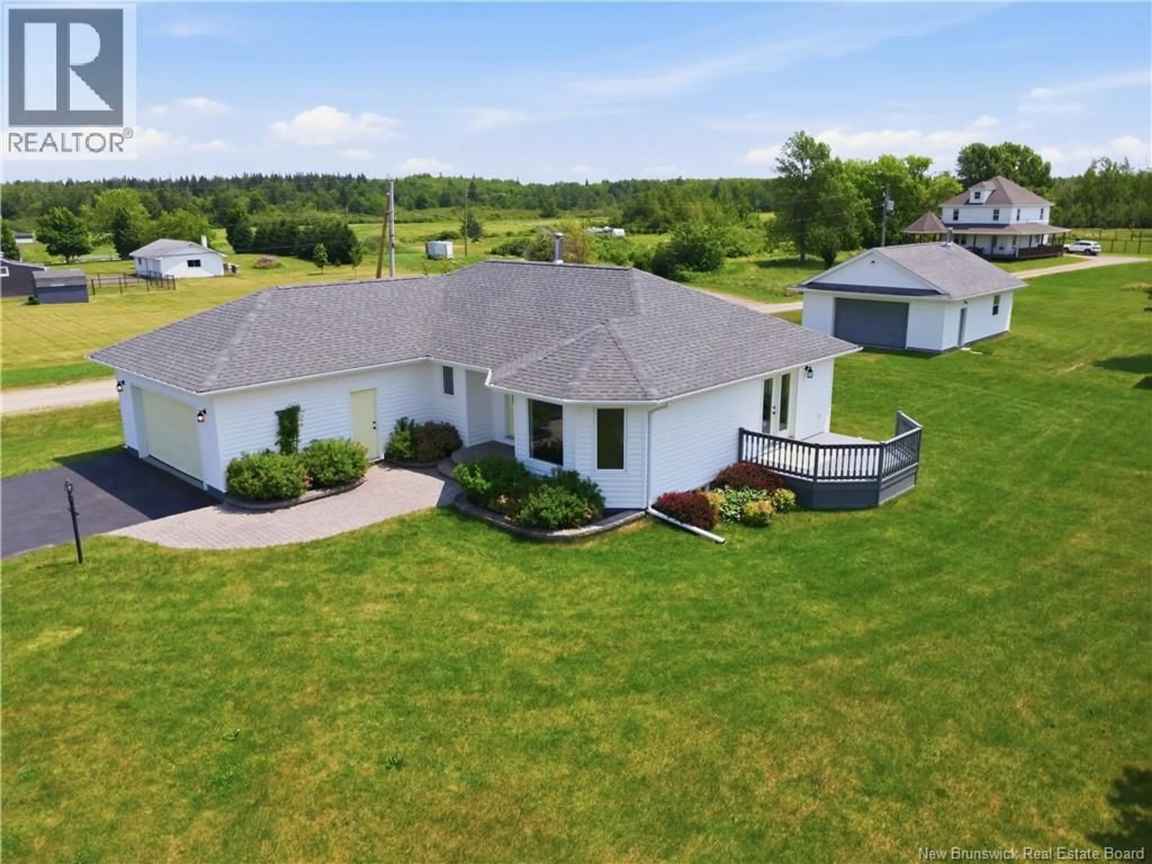 A pic from outside/outdoor area/front of a property/back of a property/a pic from drone, water/lake/river/ocean view for 5317 ROUTE 535, Dixon Point New Brunswick E4S3Z7