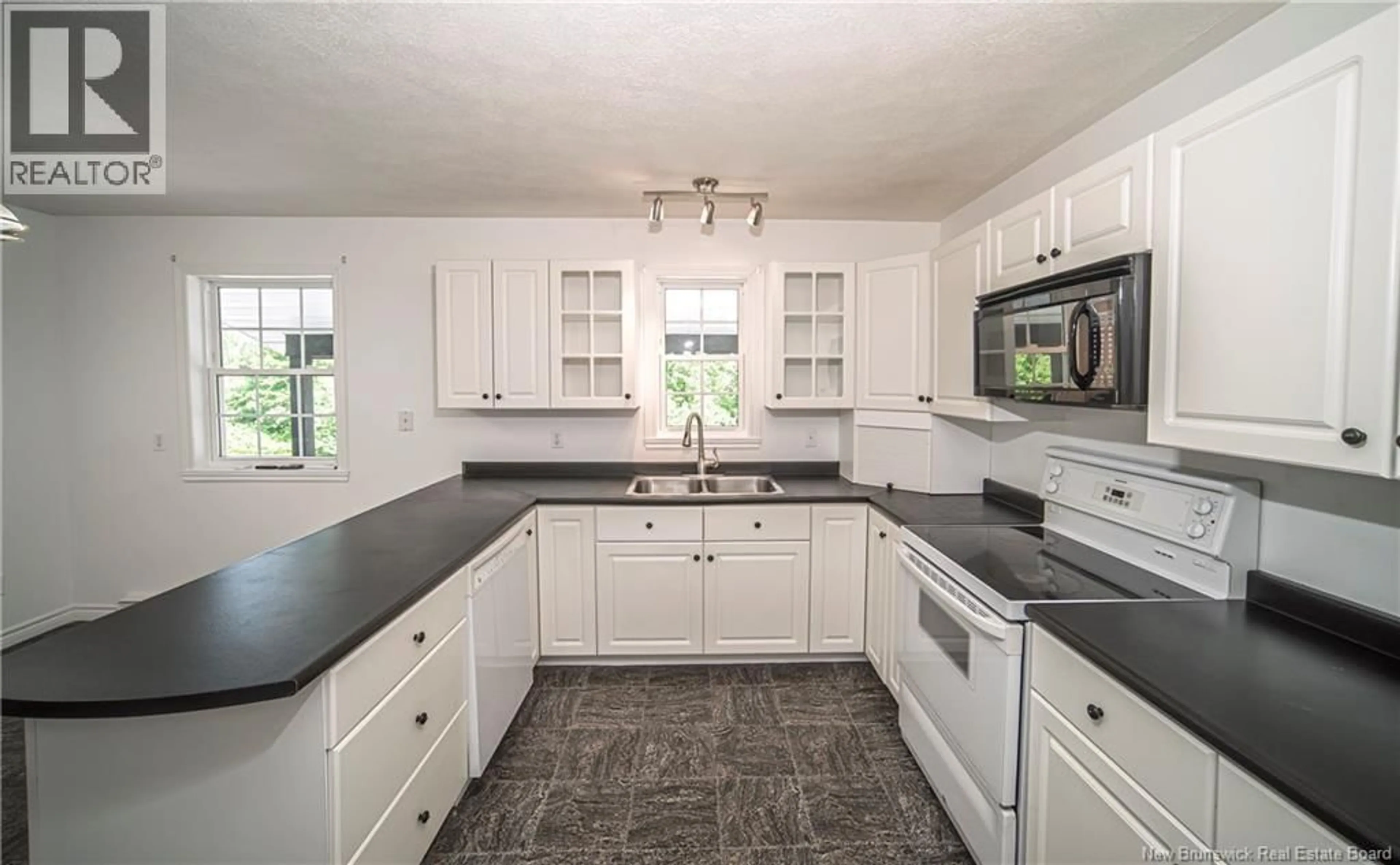 Standard kitchen, ceramic/tile floor for 107 MAIN STREET, Doaktown New Brunswick E9C1A3