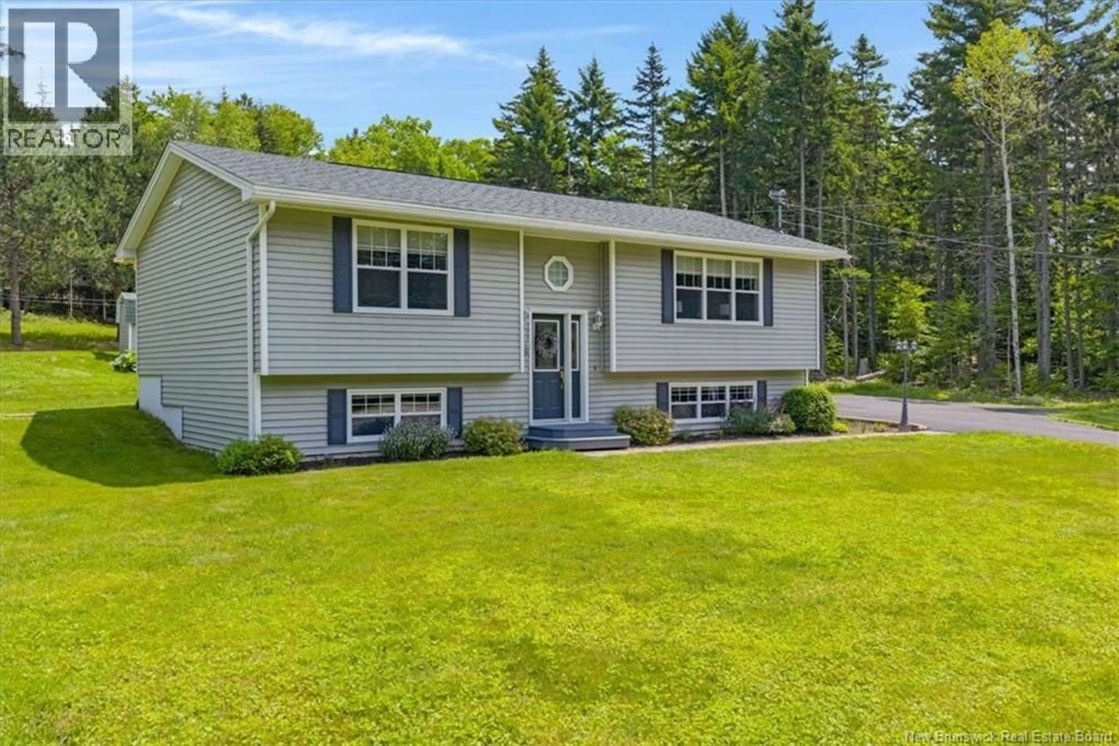 Home with vinyl exterior material, unknown for 272 PICKWAUKET ROAD, Hampton New Brunswick E5N6J3