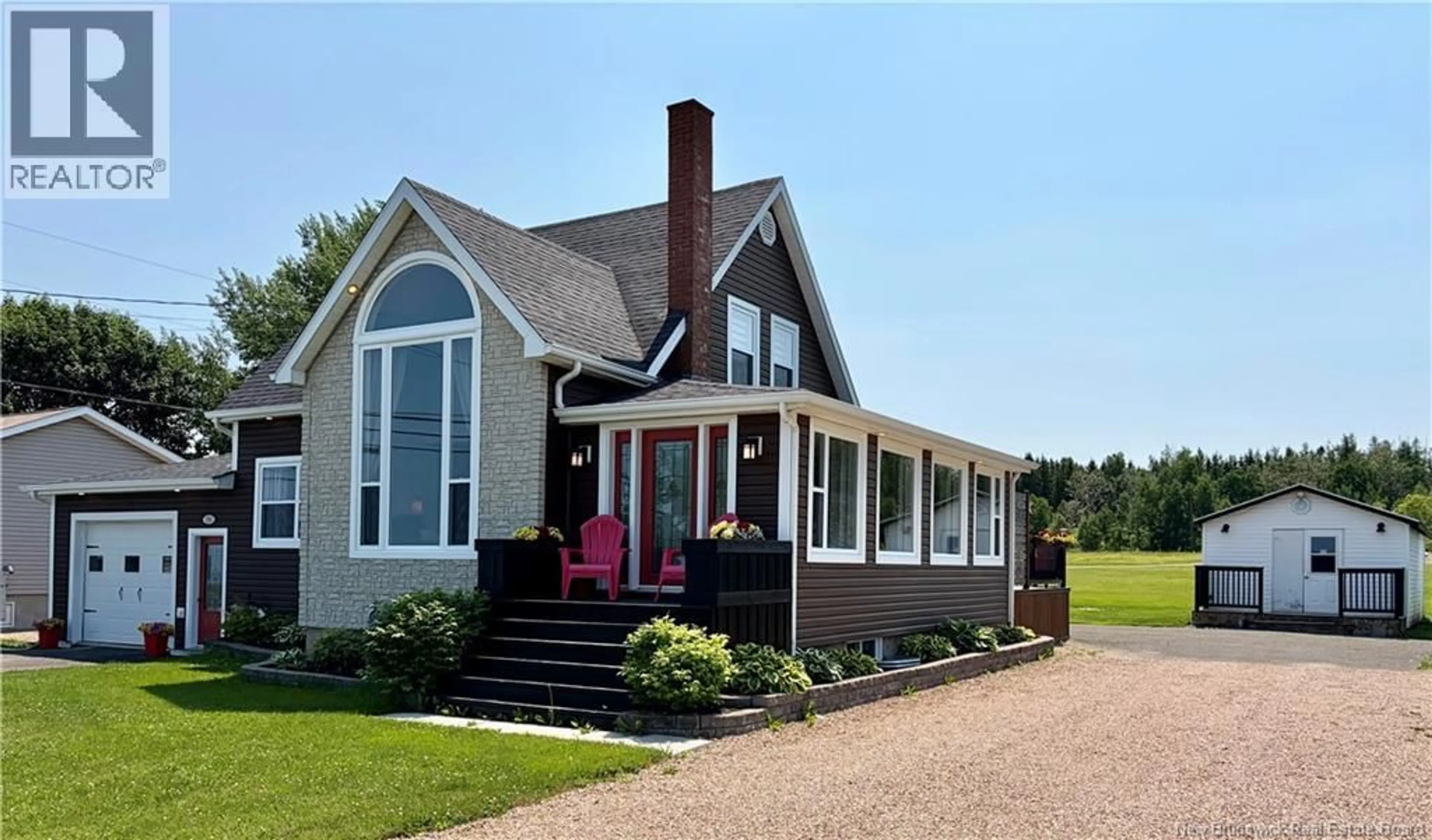 Home with vinyl exterior material, building for 198 CHALEUR, Charlo New Brunswick E8E2E8