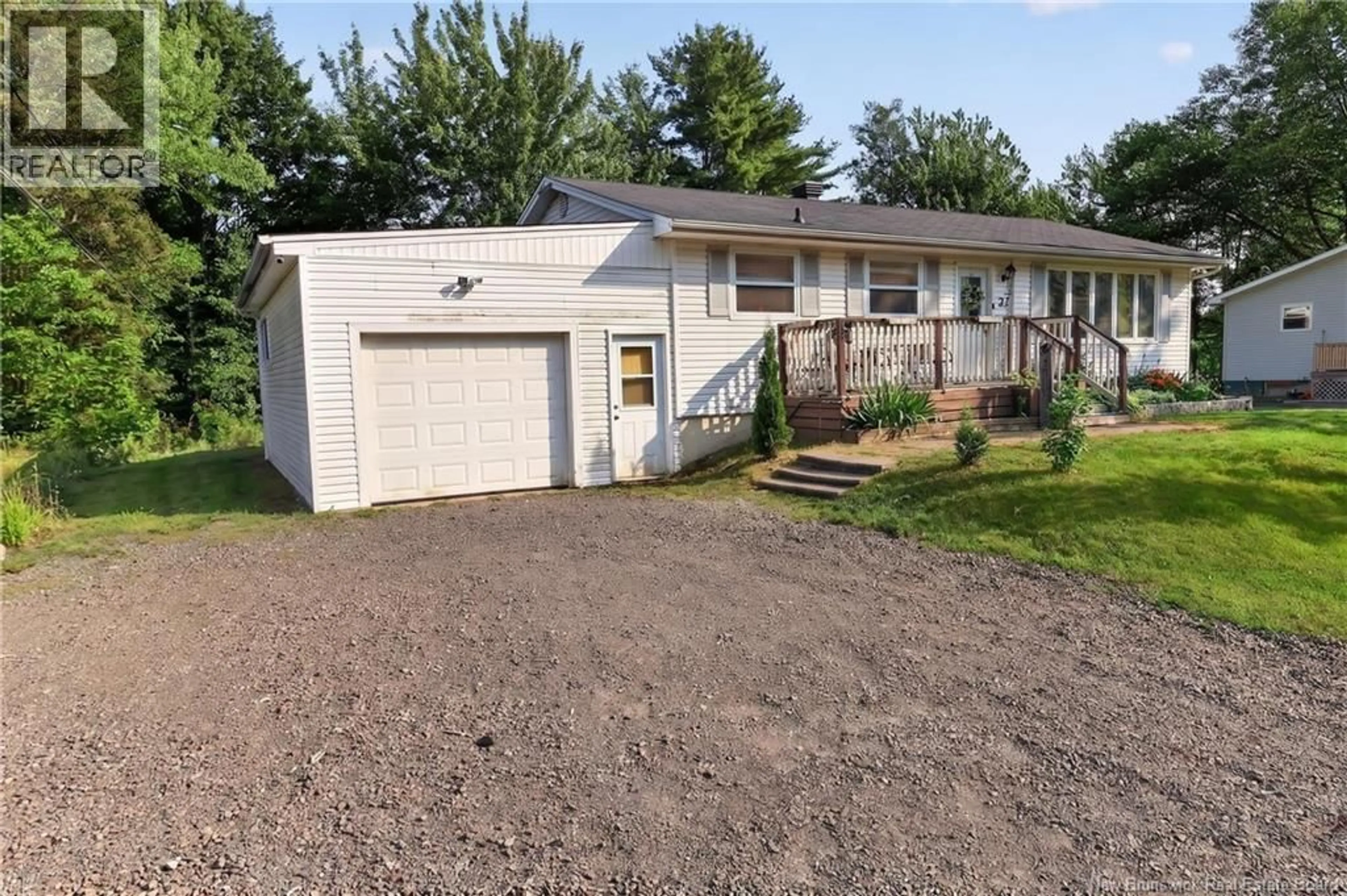 Home with vinyl exterior material, street for 2 PLEASANTVIEW STREET, Lutes Mountain New Brunswick E1G2S6