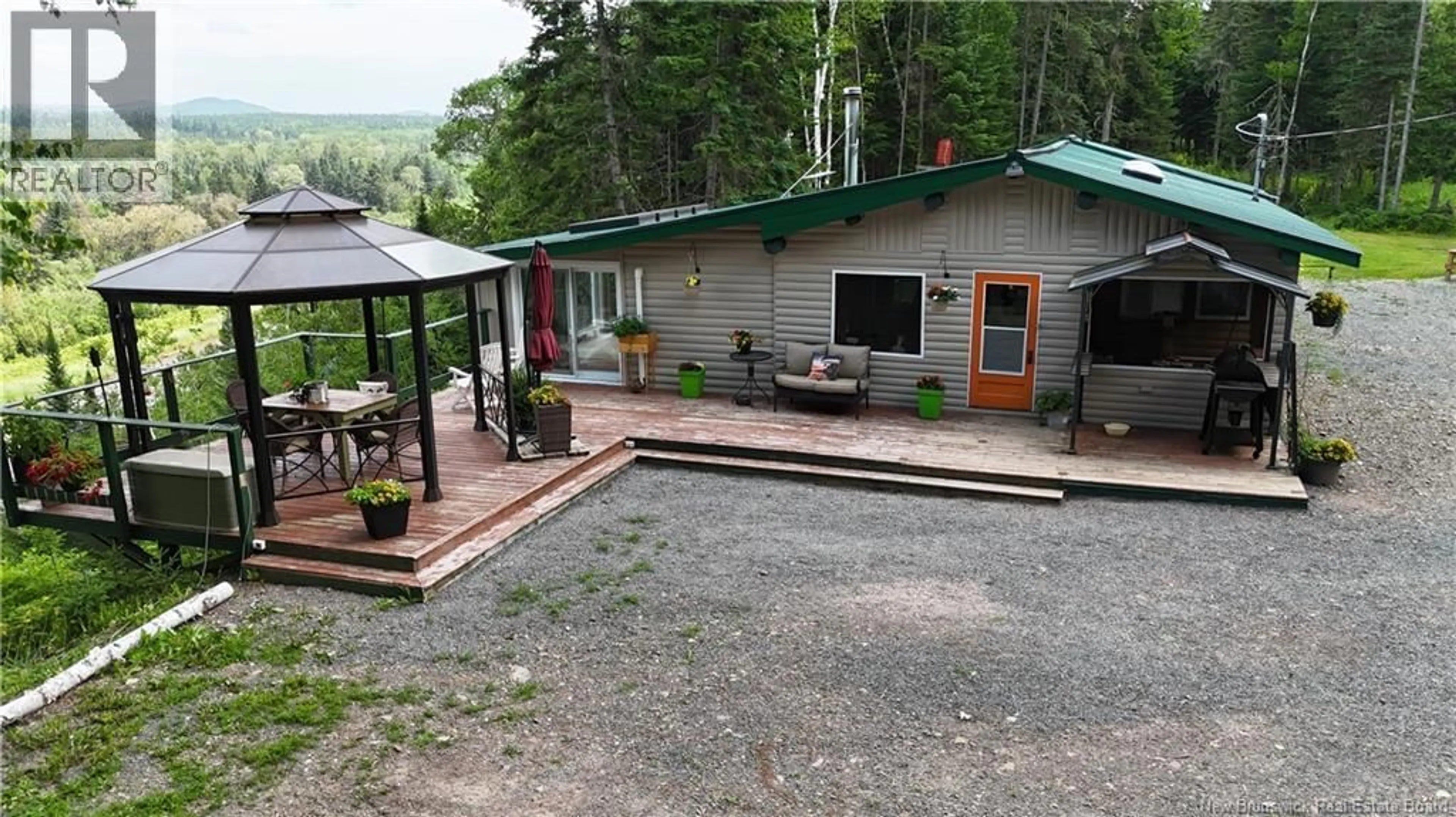Patio, unknown for 1546 ROUTE 385, Oxbow New Brunswick E7G3E8