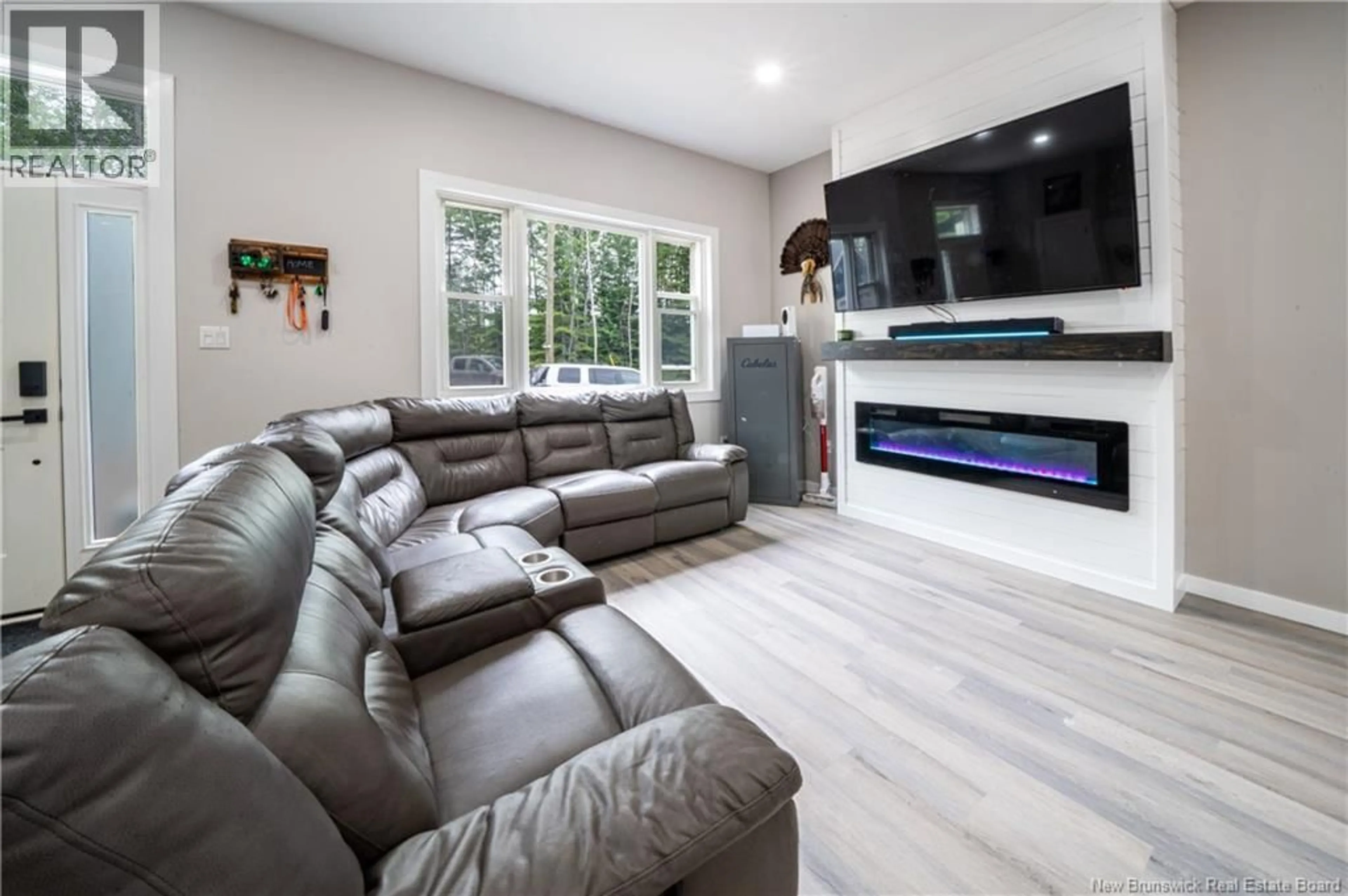 Home theater for 477 VILLAGE DES CORMIER ROAD, Saint-Paul New Brunswick E4T3G7